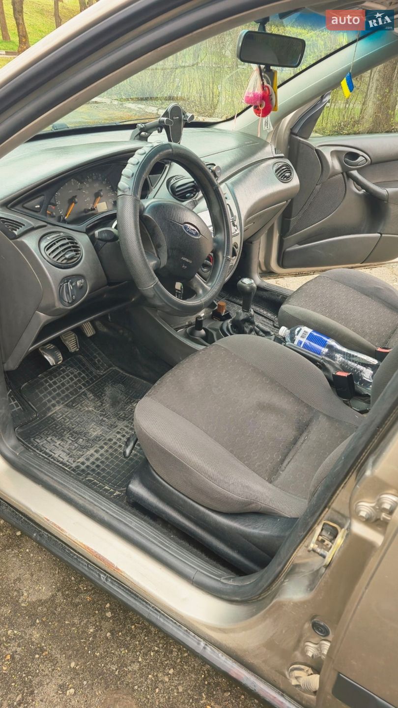 Ford Focus 2003 VIN WF0FXXWPDF3E49140 фото оголошення 10 з 16