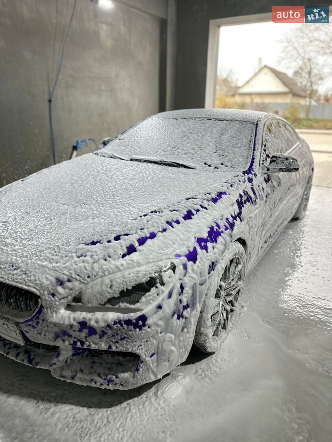BMW 6 Series 2012 VIN WBALX5C50CC894370 фото оголошення 12 з 25