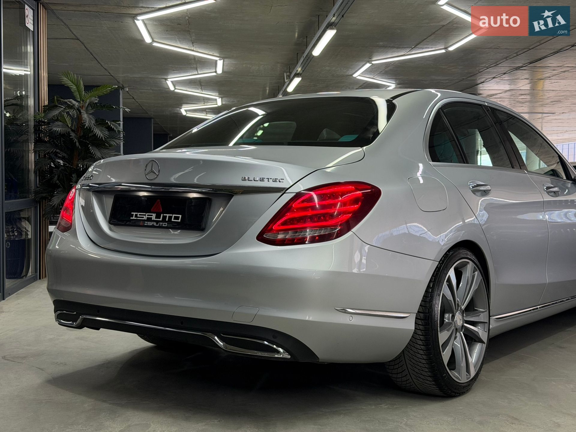 Mercedes-Benz C-Class 2015 VIN WDDWF0EB8FF180228 фото оголошення 17 з 29