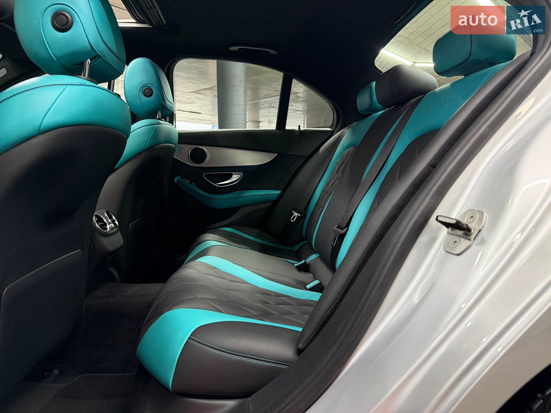 Mercedes-Benz C-Class 2015 VIN WDDWF0EB8FF180228 фото оголошення 24 з 29