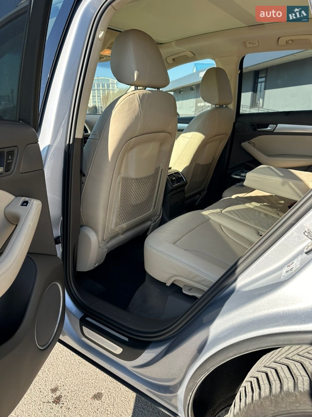Audi Q5 2015 VIN WA1VMBFP1FA111714 фото оголошення 25 з 48