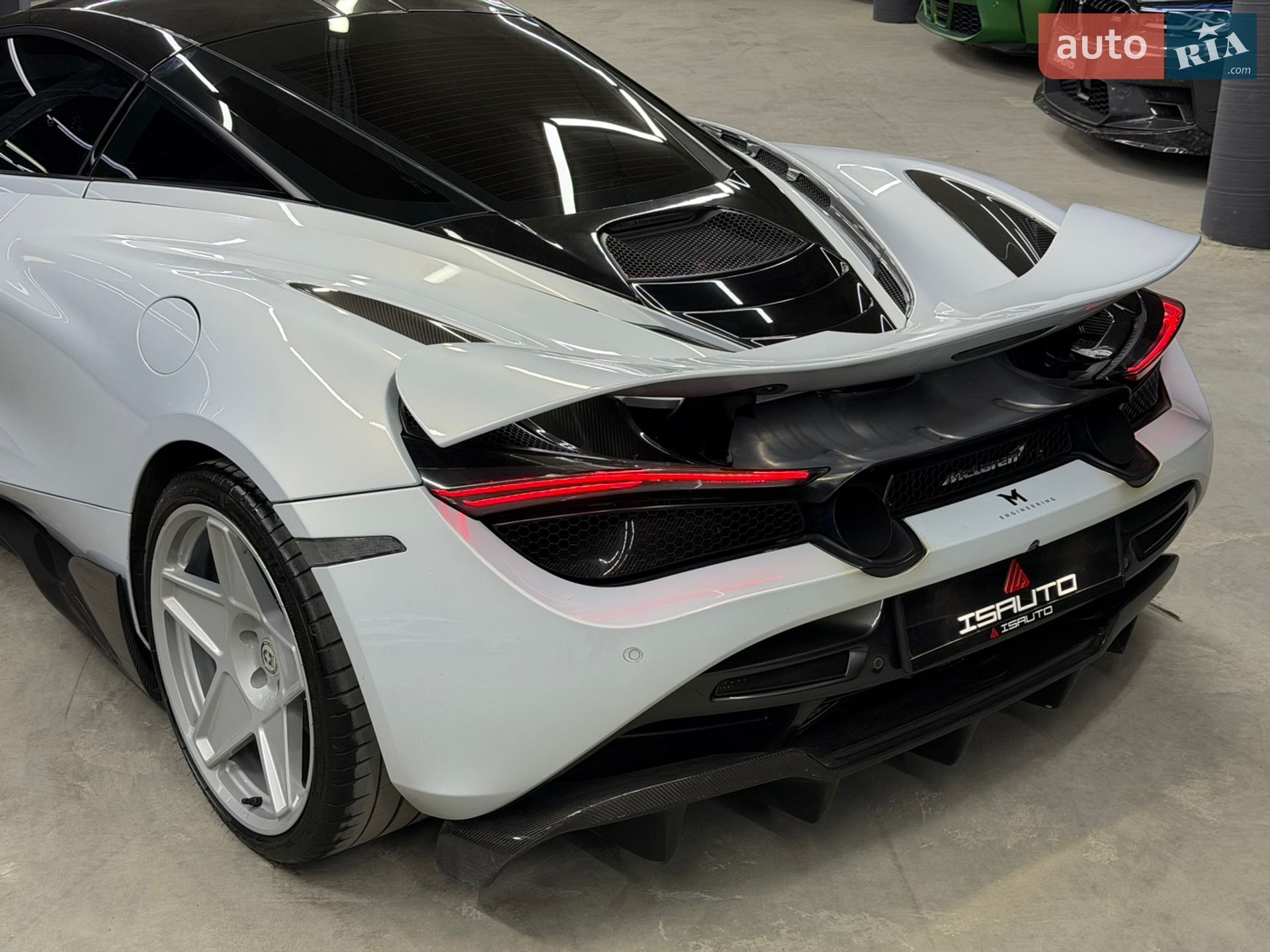 McLaren 720S 2018 VIN SBM14DCAXKW003449 фото оголошення 15 з 28
