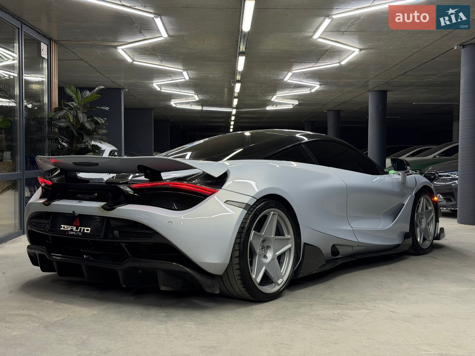 McLaren 720S 2018 VIN SBM14DCAXKW003449 фото оголошення 19 з 28