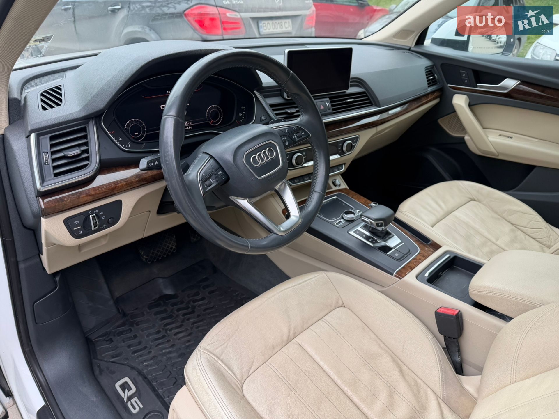 Audi Q5 2017 VIN WA1BNAFY5J2011170 фото оголошення 19 з 43