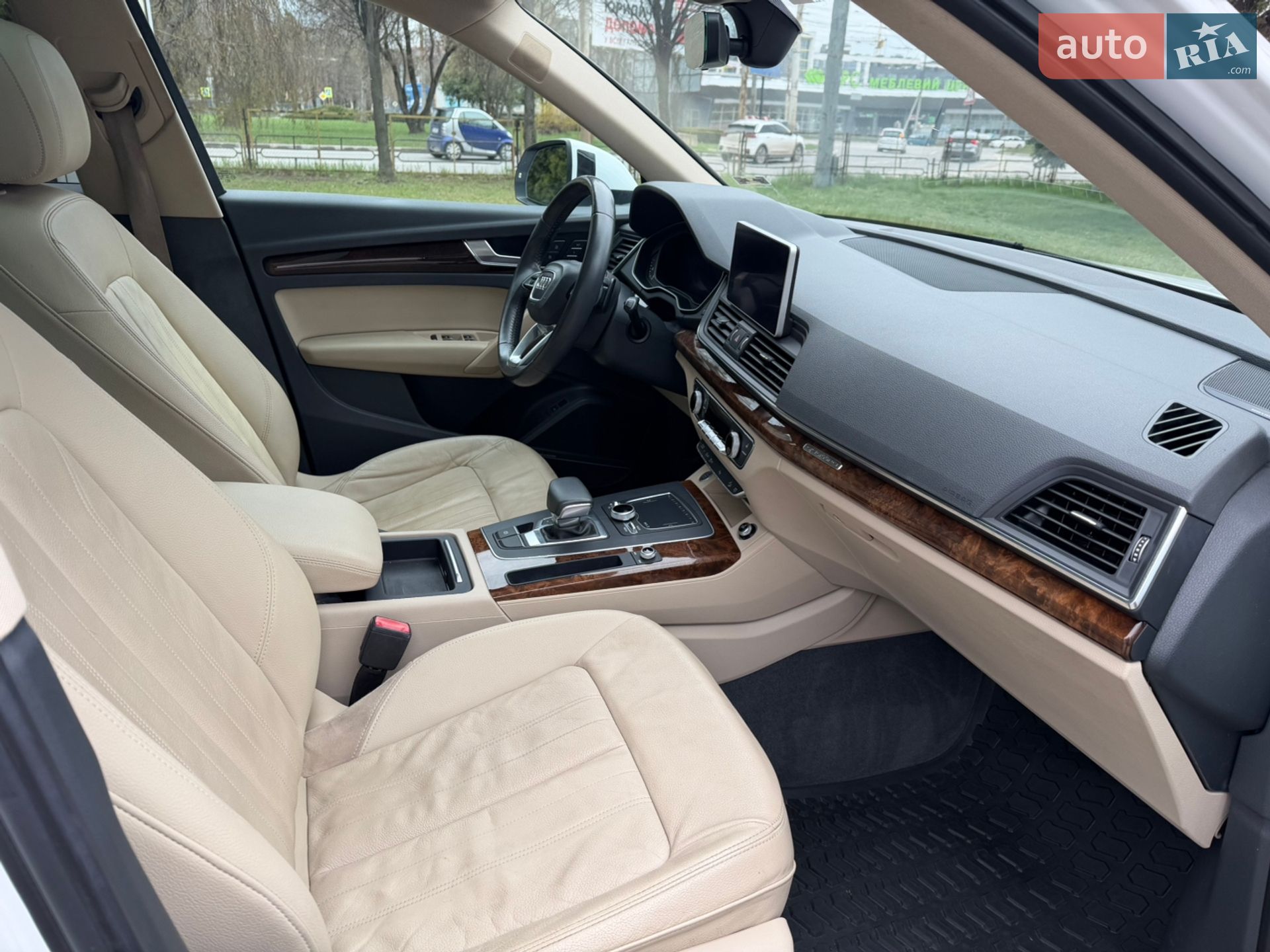 Audi Q5 2017 VIN WA1BNAFY5J2011170 фото оголошення 21 з 43