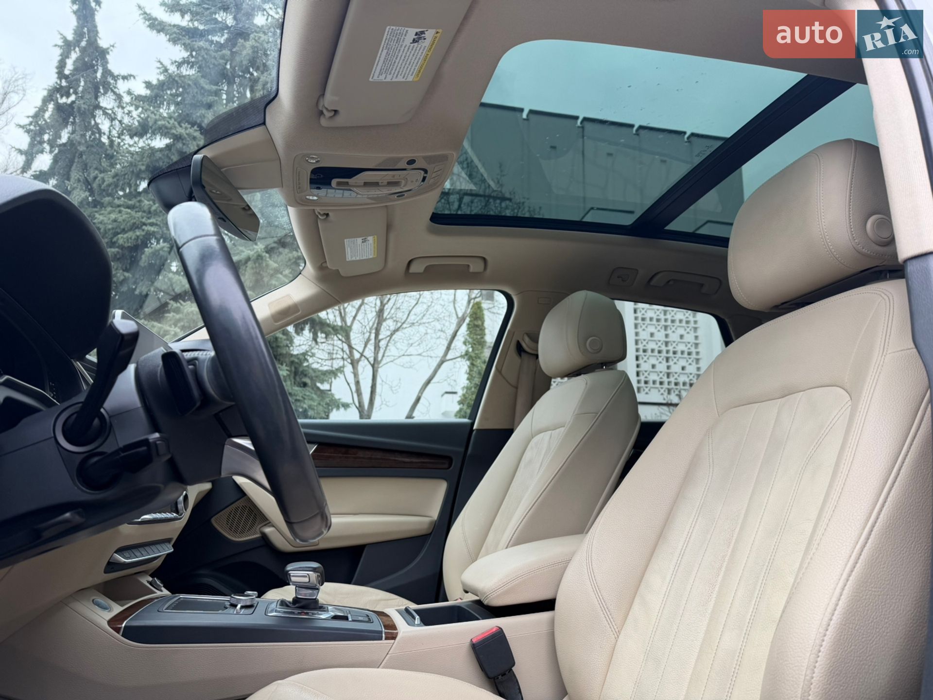 Audi Q5 2017 VIN WA1BNAFY5J2011170 фото оголошення 25 з 43