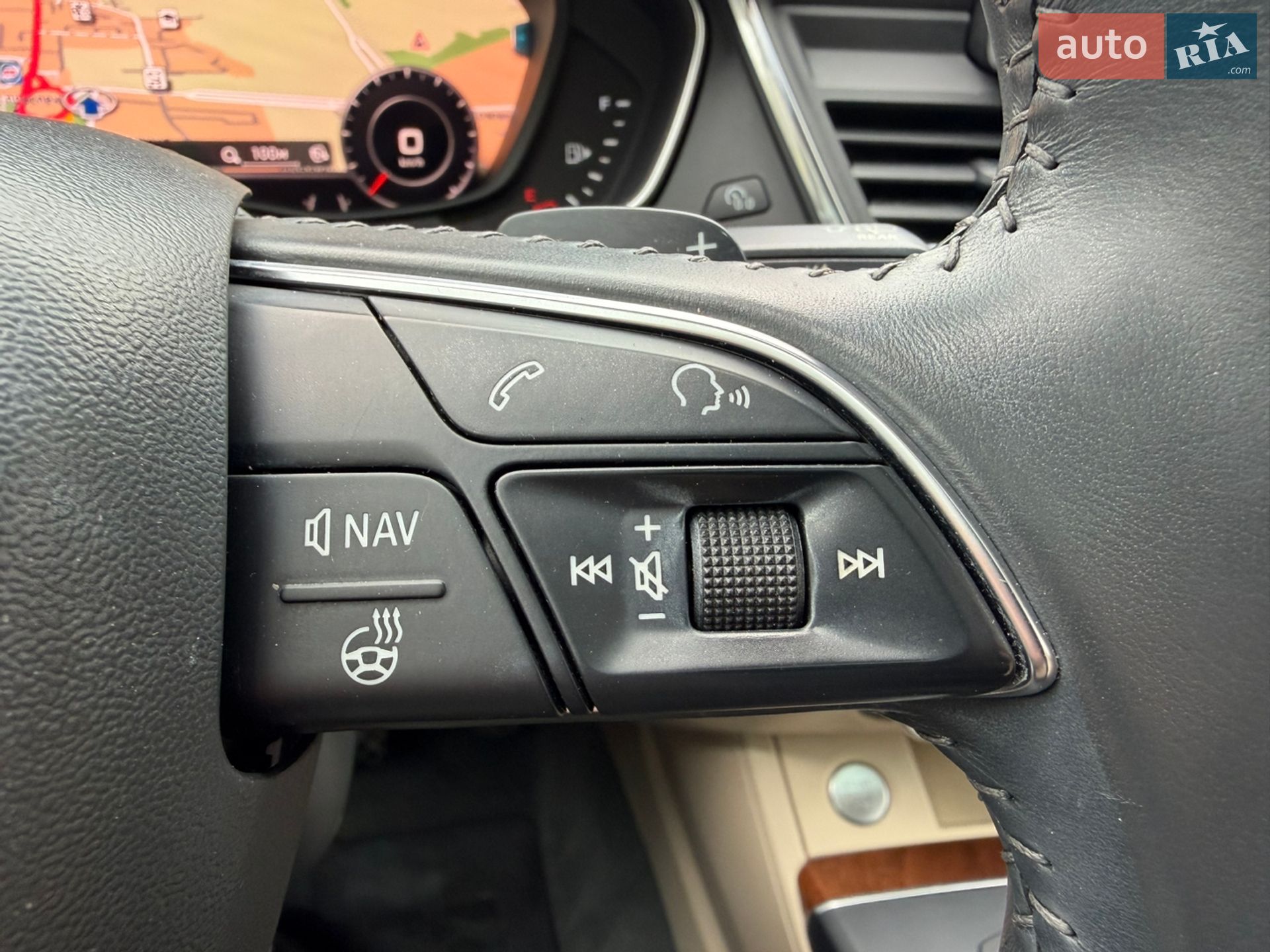 Audi Q5 2017 VIN WA1BNAFY5J2011170 фото оголошення 32 з 43
