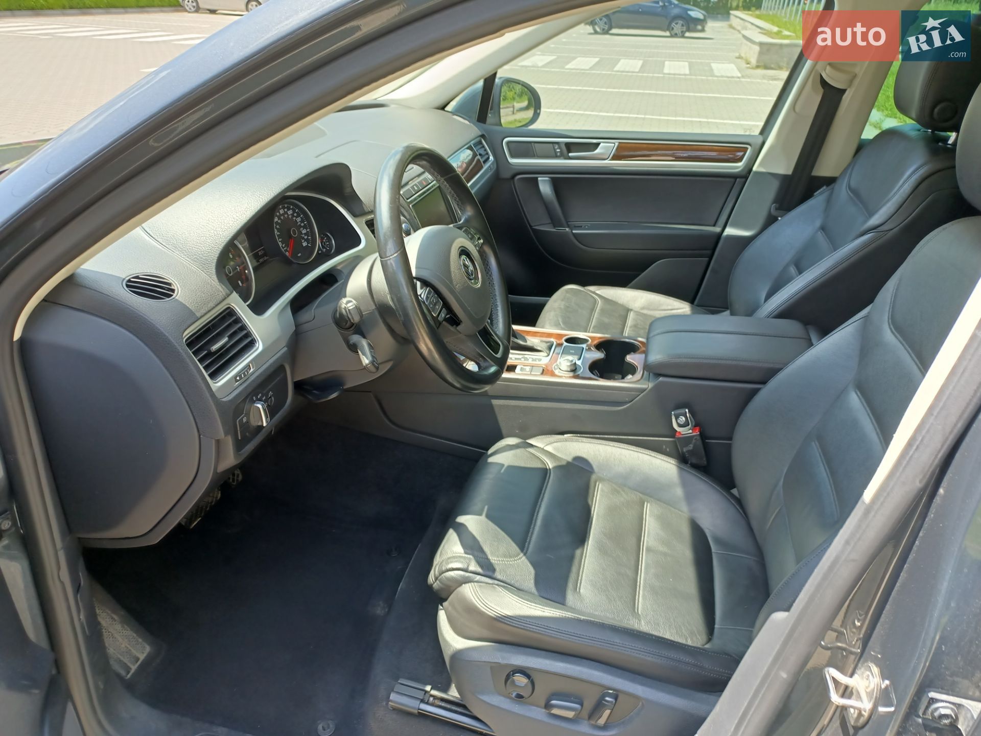 Volkswagen Touareg 2015 VIN WVGEF9BP0FD006669 фото оголошення 13 з 24
