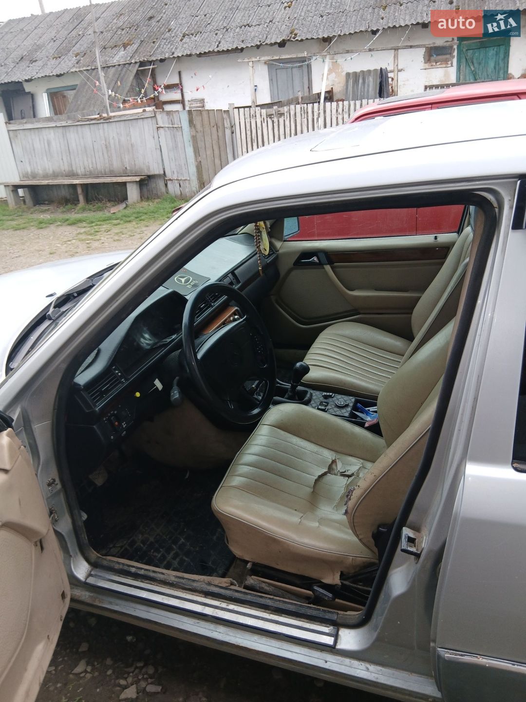 Mercedes-Benz E-Class 1993 VIN WDB1241201J017887 фото оголошення 2 з 6