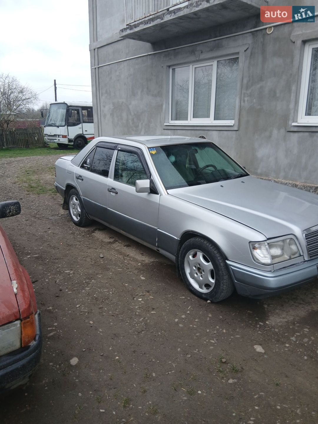 Mercedes-Benz E-Class 1993 VIN WDB1241201J017887 фото оголошення 5 з 6
