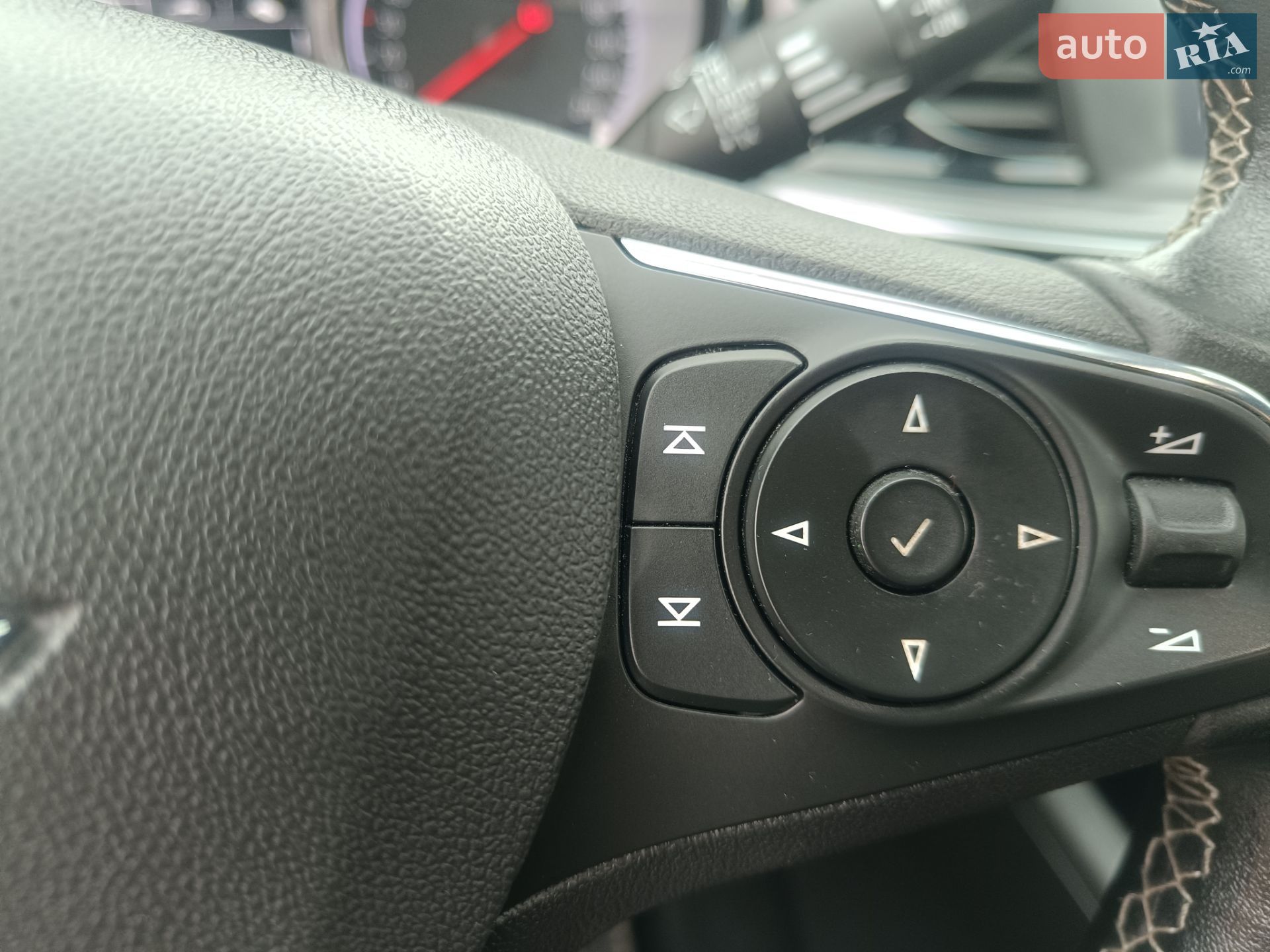 Opel Insignia 2021 VIN W0VZM8EP6M1016015 фото оголошення 40 з 74