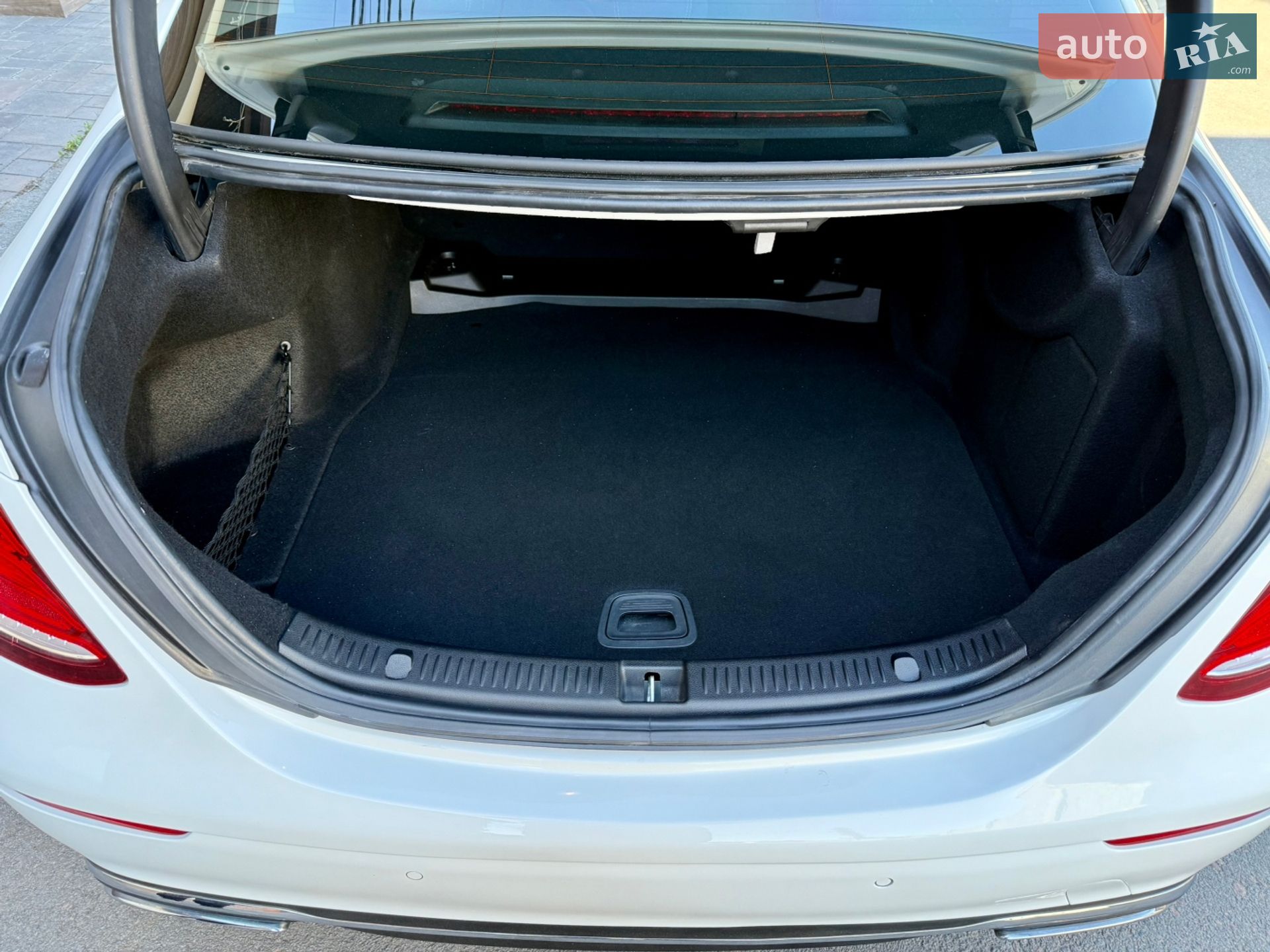 Mercedes-Benz E-Class 2016 VIN WDDZF0FBXHA187662 фото оголошення 40 з 56