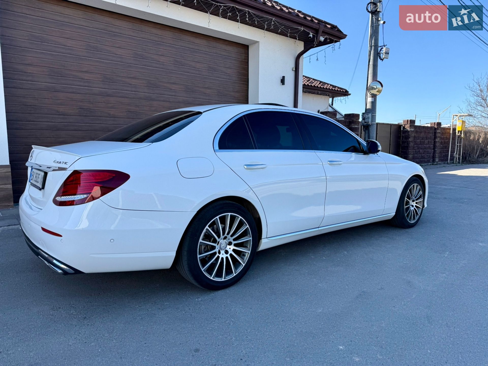 Mercedes-Benz E-Class 2016 VIN WDDZF0FBXHA187662 фото оголошення 13 з 49