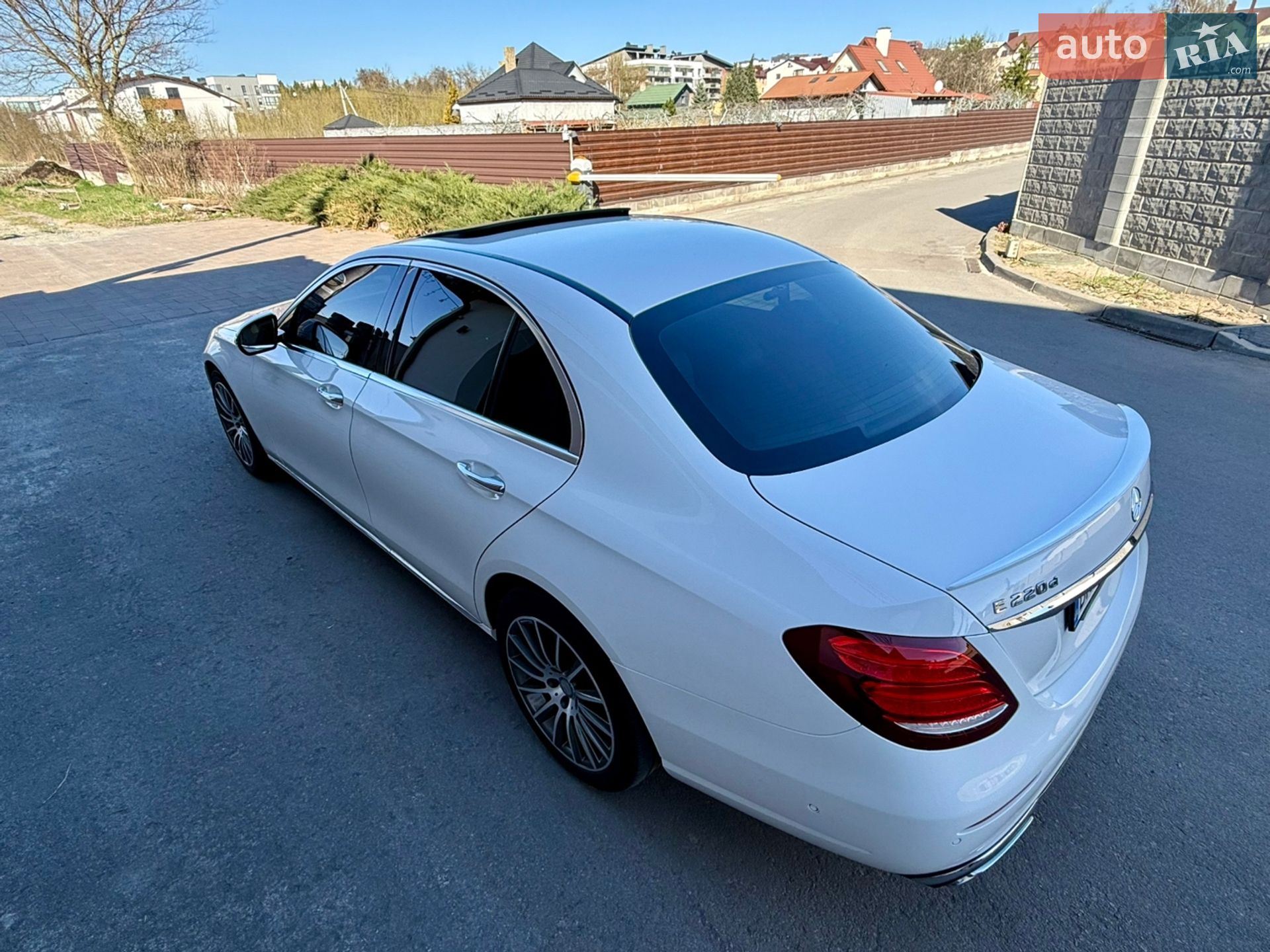 Mercedes-Benz E-Class 2016 VIN WDDZF0FBXHA187662 фото оголошення 21 з 56