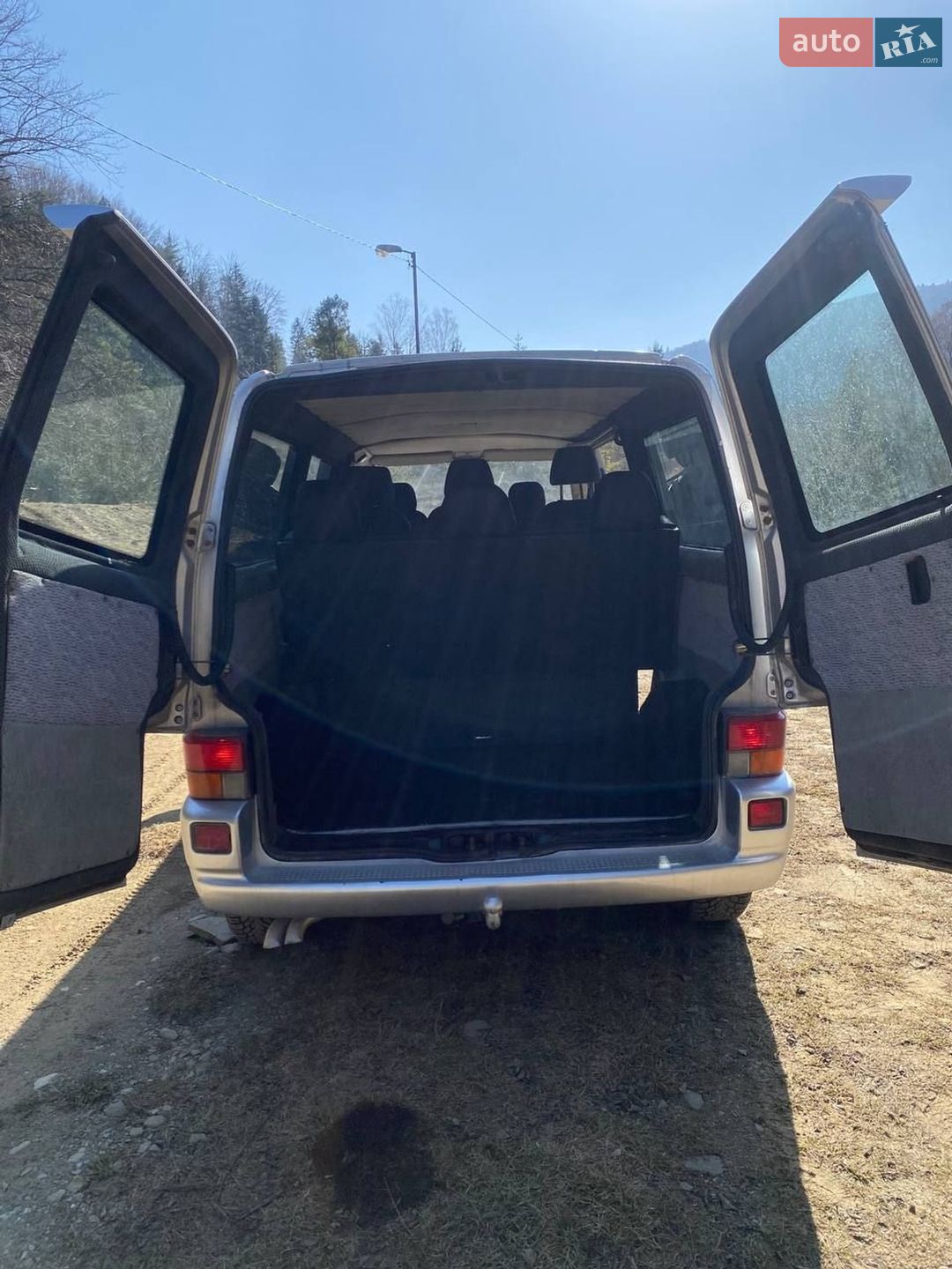 Volkswagen Transporter 2003 VIN WV1ZZZ70Z3H139851 фото оголошення 25 з 52