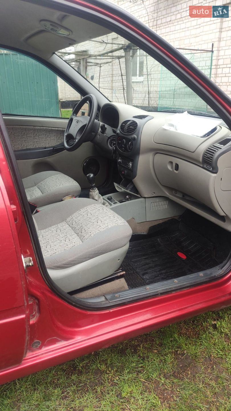 ВАЗ / Lada 1118 Калина 2006 VIN XTA11183060044856 фото оголошення 5 з 12