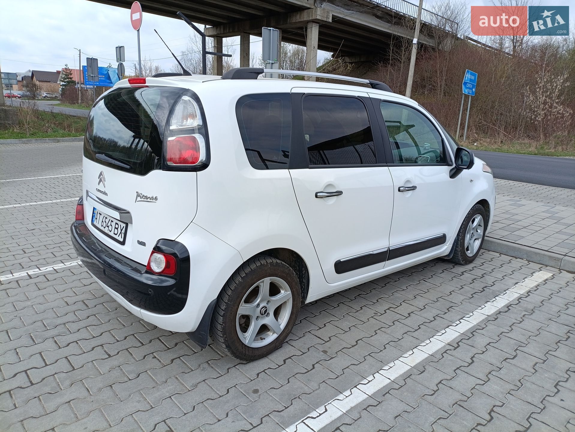 Citroen C3 Picasso 2015 VIN VF7SH9HP8FT548401 фото оголошення 2 з 40