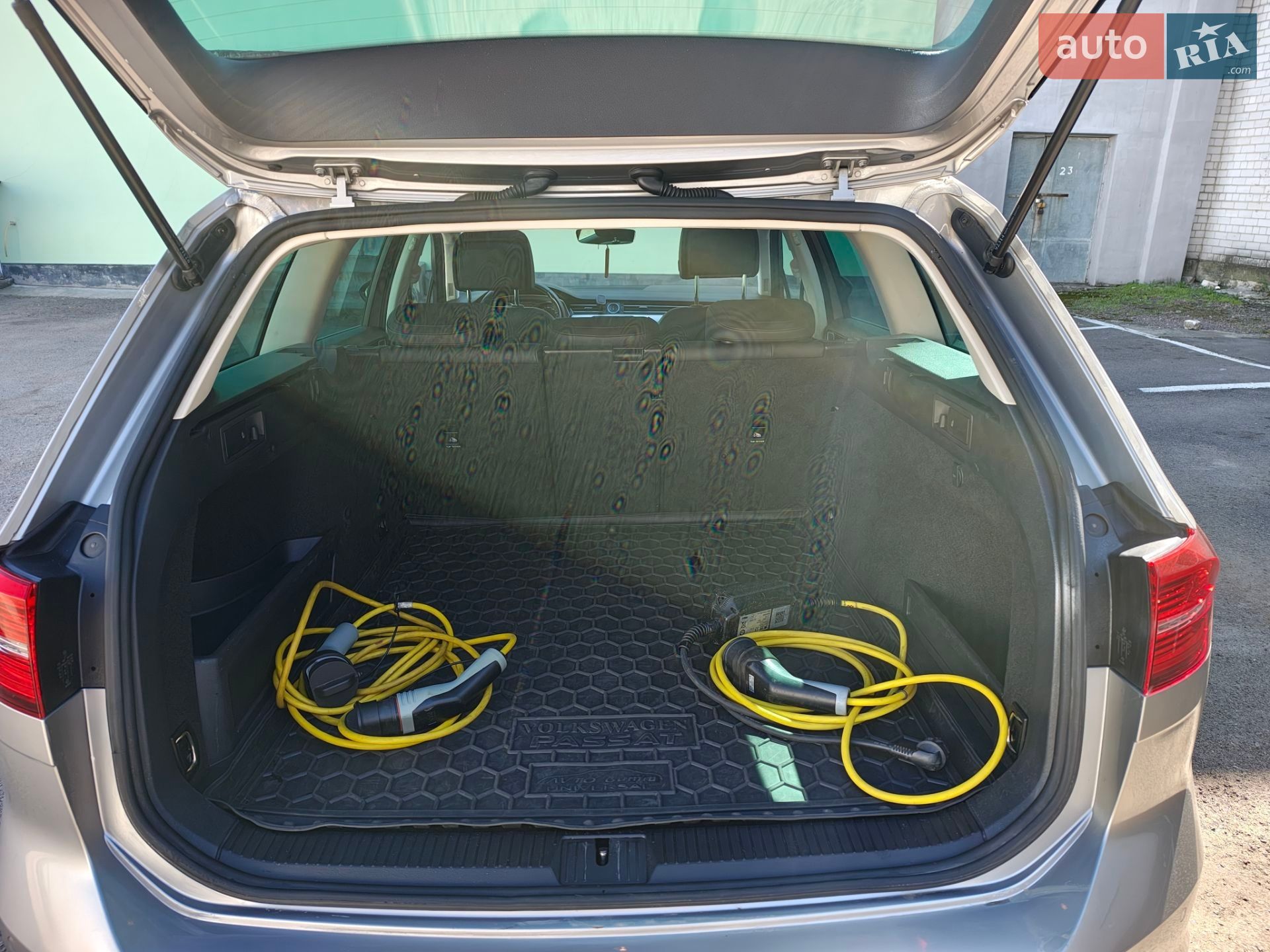 Volkswagen Passat 2016 VIN WVWZZZ3CZHE092867 фото оголошення 5 з 12