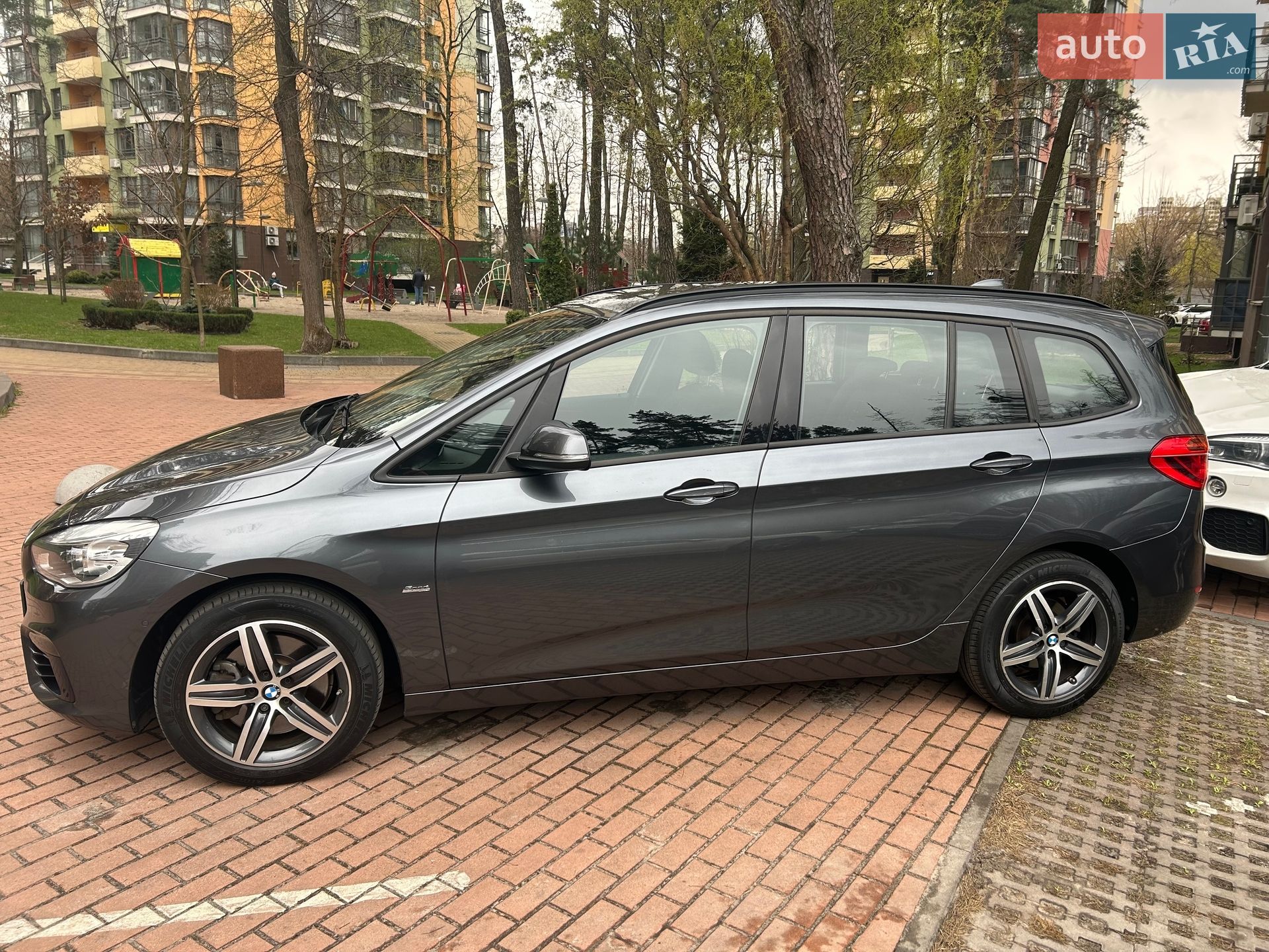 BMW 2 Series Gran Tourer 2017 VIN WBA2E710605G44686 фото оголошення 3 з 20
