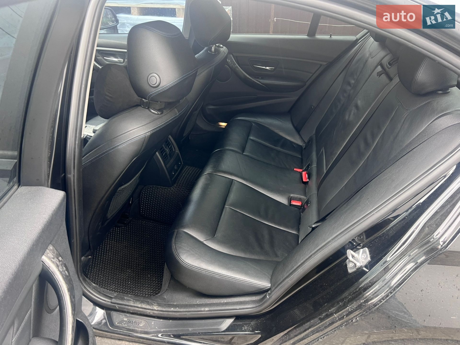 BMW 3 Series 2013 VIN WBA3D5C59EKX96911 фото оголошення 6 з 23