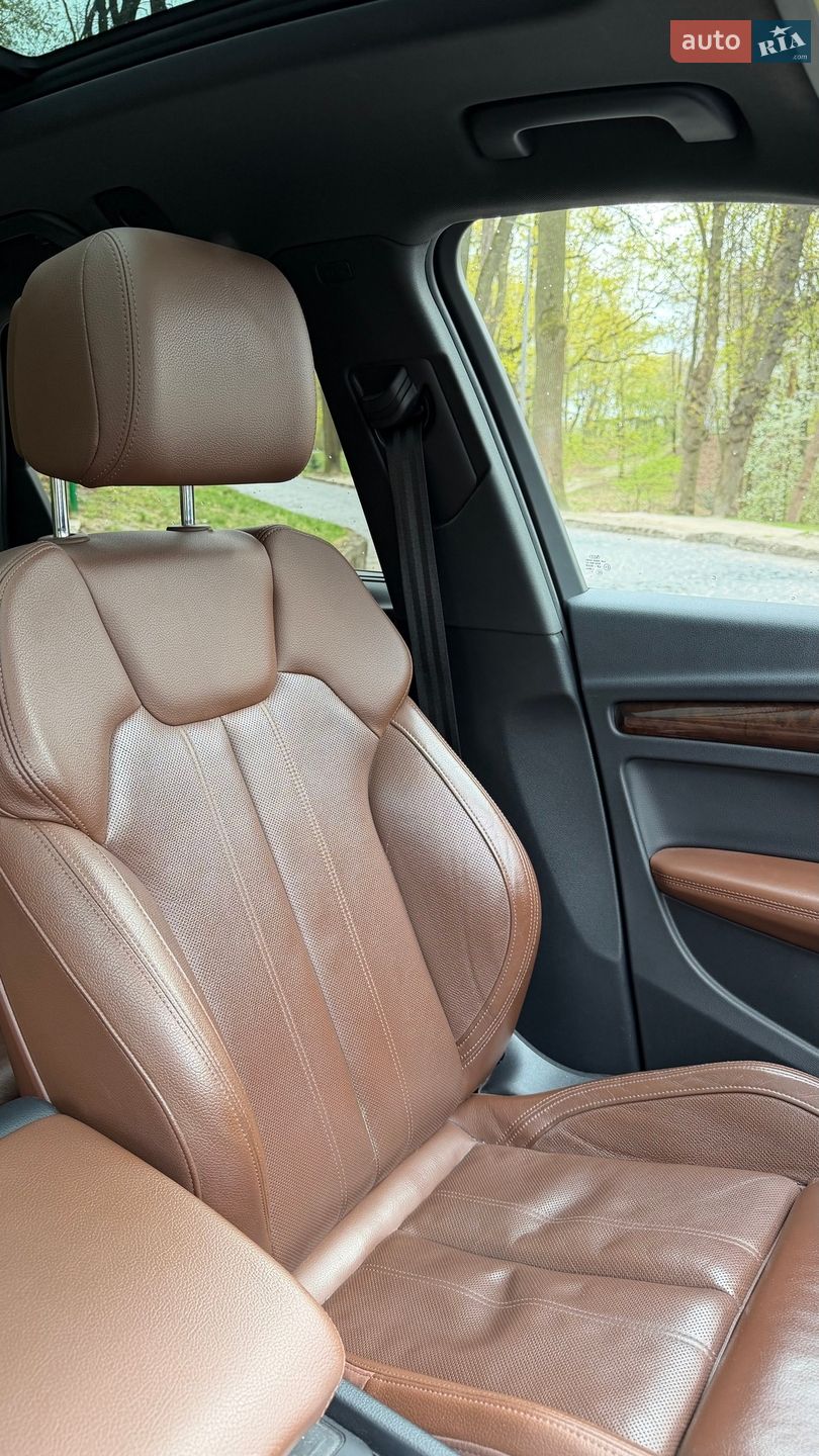 Audi Q5 2019 VIN WA1BNAFY1L2020385 фото оголошення 13 з 22