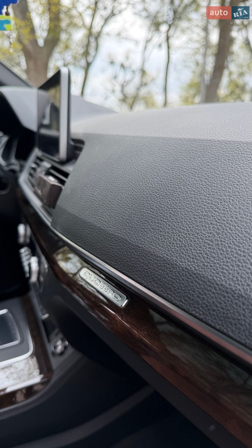 Audi Q5 2019 VIN WA1BNAFY1L2020385 фото оголошення 15 з 22