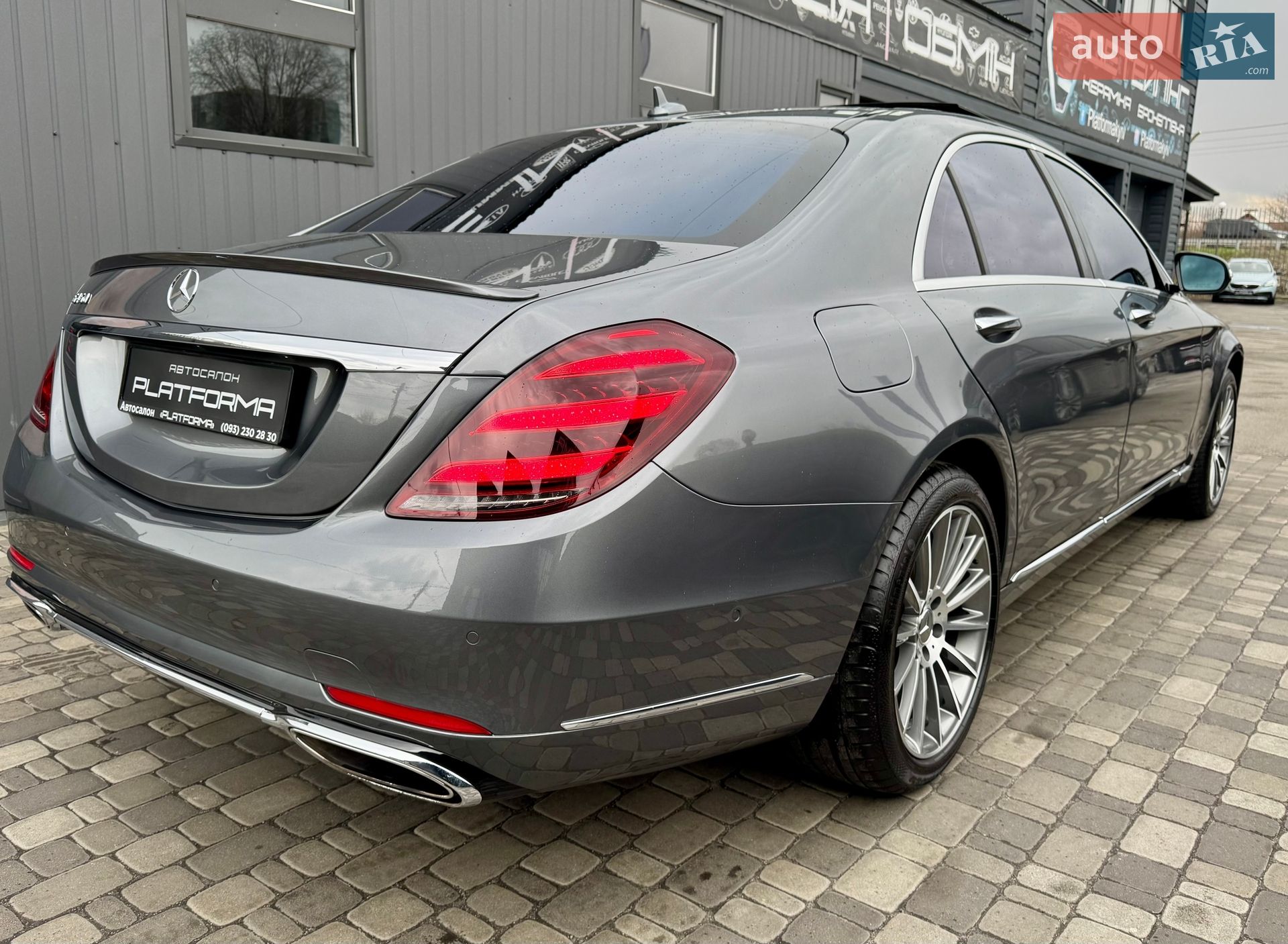 Mercedes-Benz S-Class 2017 VIN WDDUG6GB7JA345549 фото оголошення 11 з 102