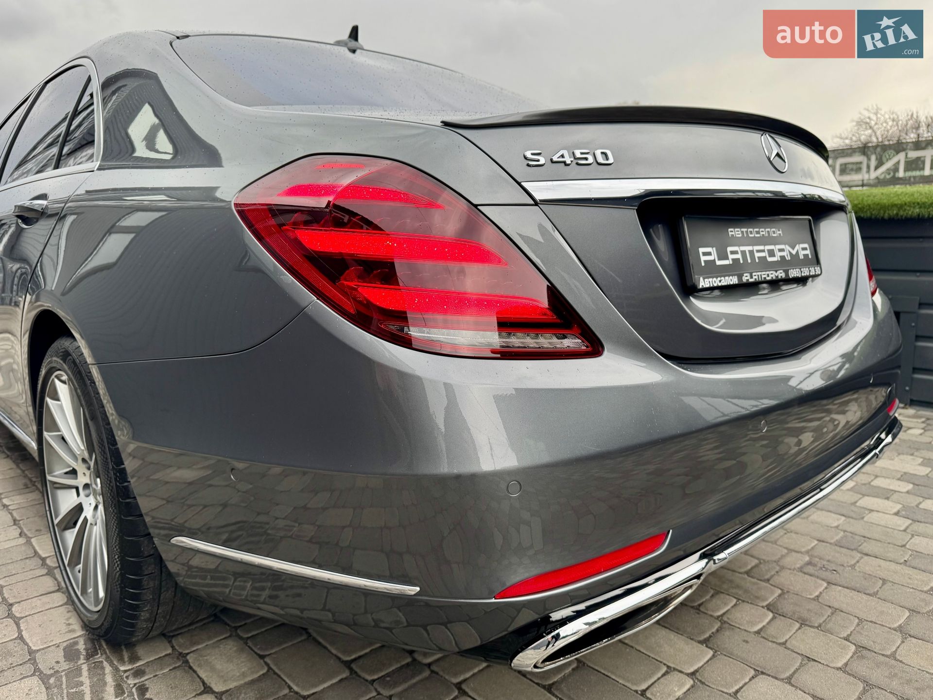 Mercedes-Benz S-Class 2017 VIN WDDUG6GB7JA345549 фото оголошення 31 з 102