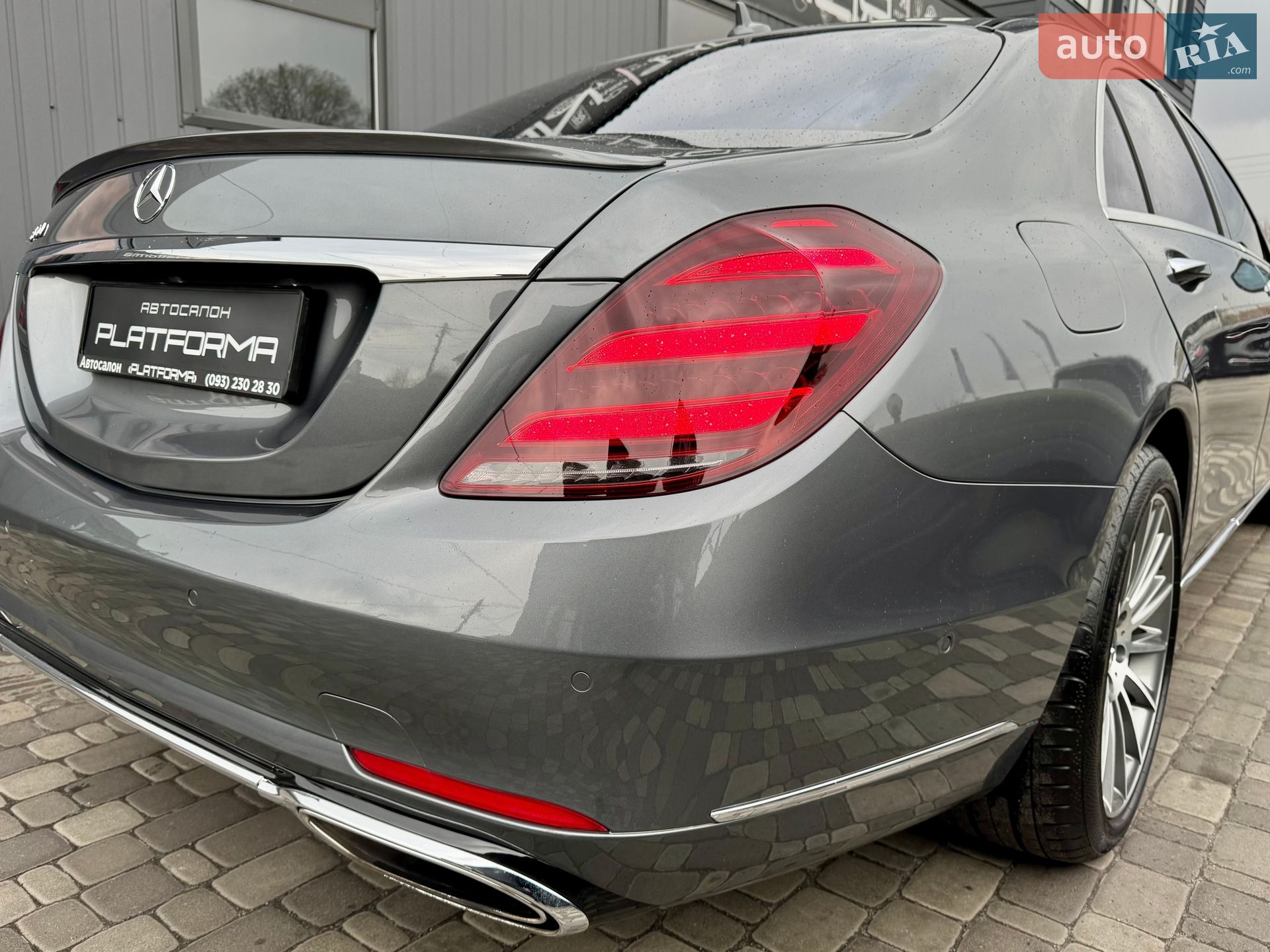 Mercedes-Benz S-Class 2017 VIN WDDUG6GB7JA345549 фото оголошення 36 з 102