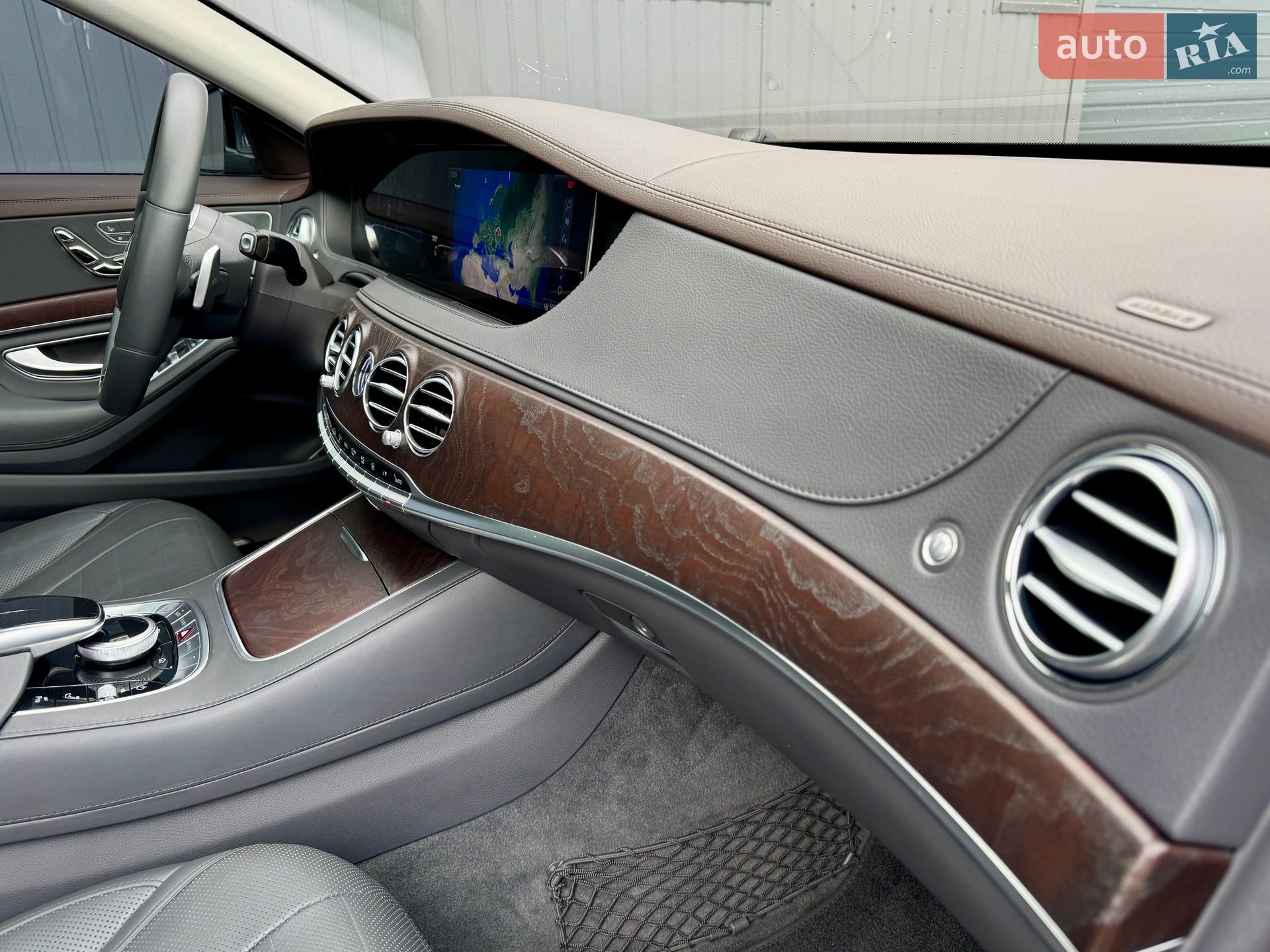 Mercedes-Benz S-Class 2017 VIN WDDUG6GB7JA345549 фото оголошення 48 з 102