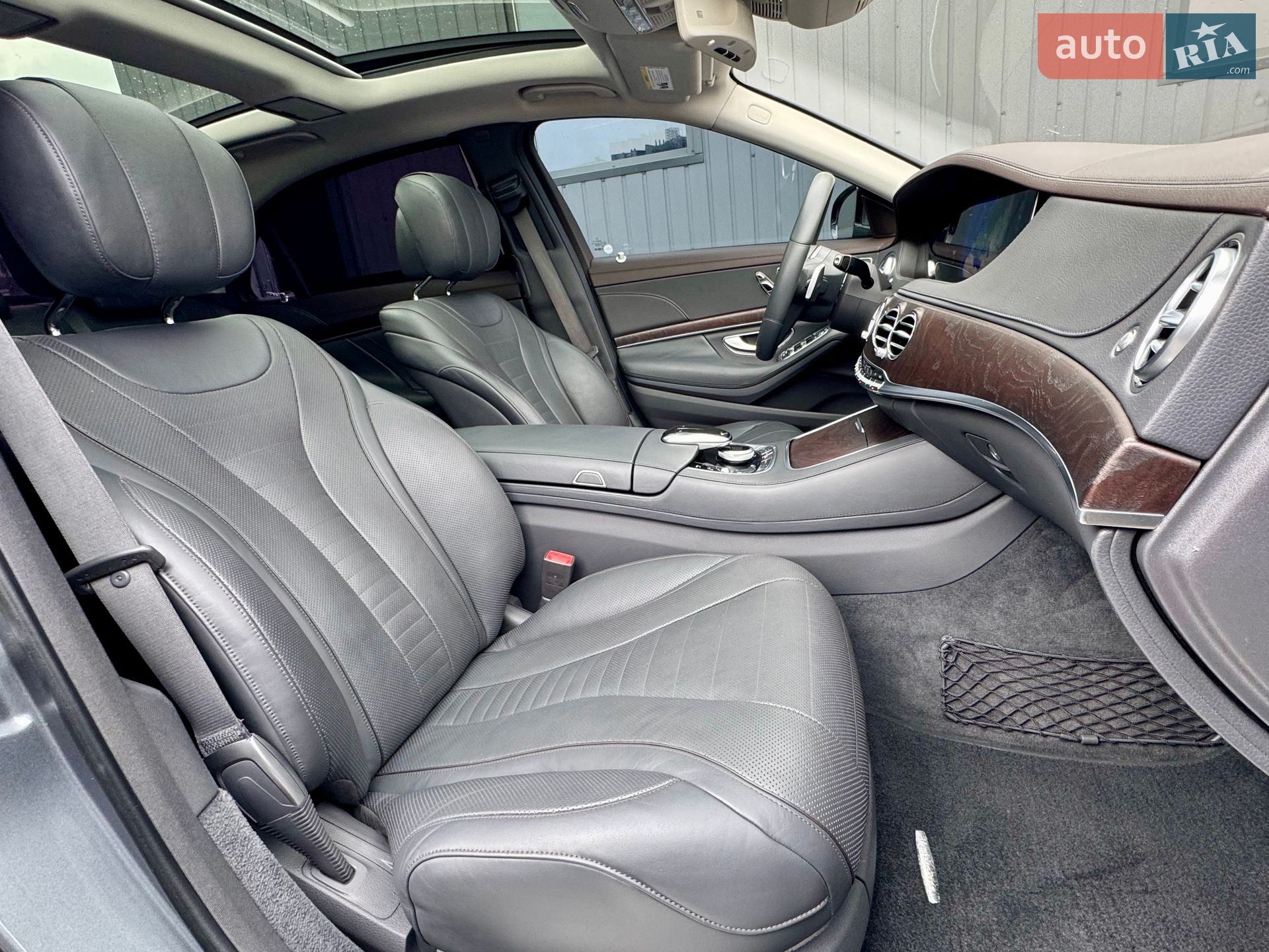 Mercedes-Benz S-Class 2017 VIN WDDUG6GB7JA345549 фото оголошення 51 з 102