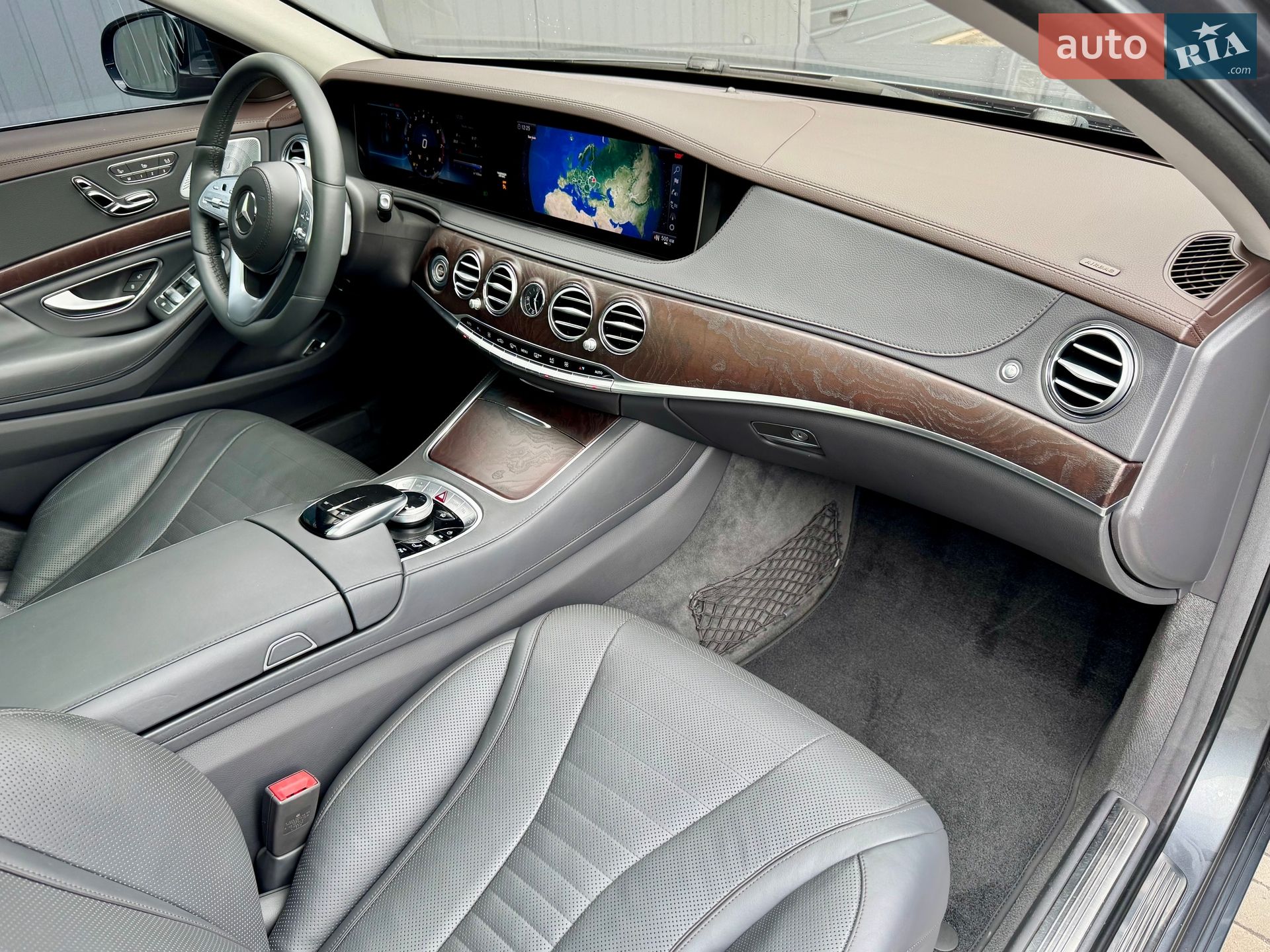 Mercedes-Benz S-Class 2017 VIN WDDUG6GB7JA345549 фото оголошення 54 з 102