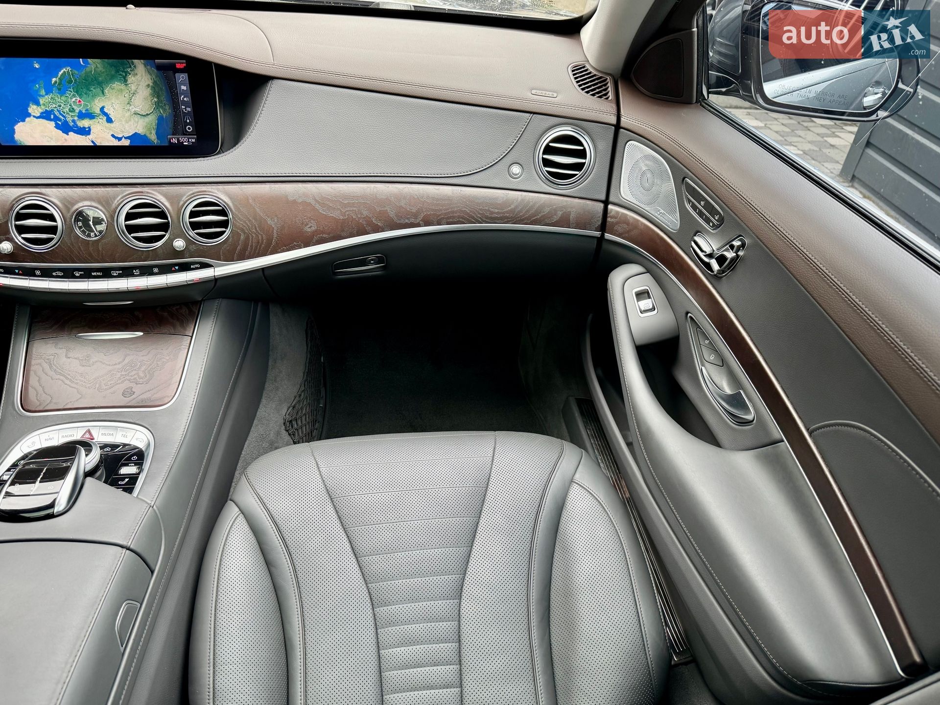 Mercedes-Benz S-Class 2017 VIN WDDUG6GB7JA345549 фото оголошення 64 з 102