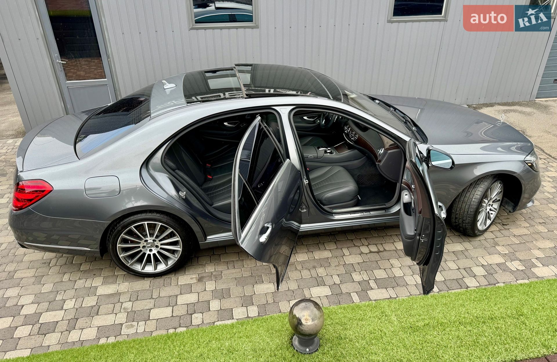 Mercedes-Benz S-Class 2017 VIN WDDUG6GB7JA345549 фото оголошення 87 з 102