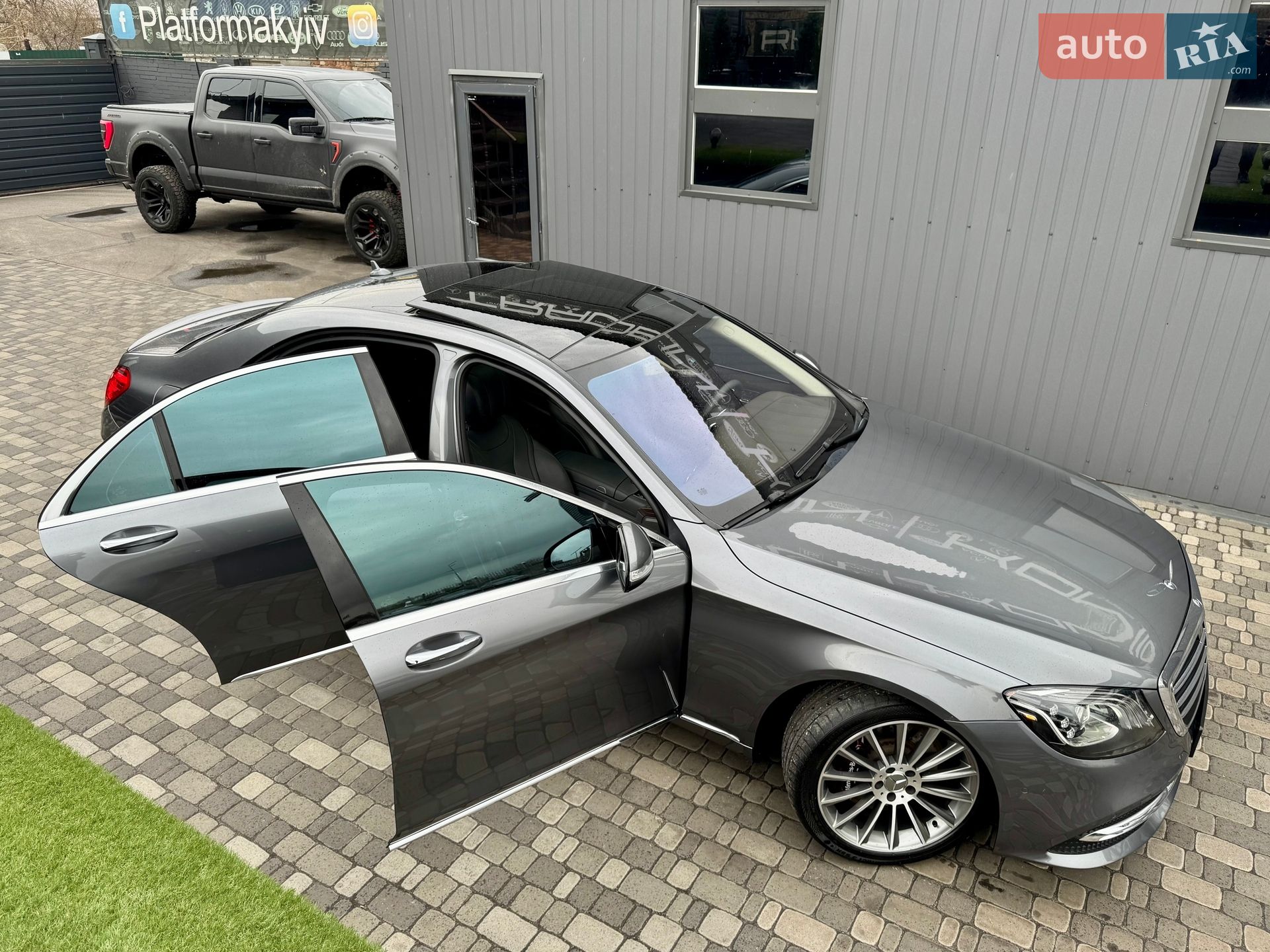 Mercedes-Benz S-Class 2017 VIN WDDUG6GB7JA345549 фото оголошення 90 з 102