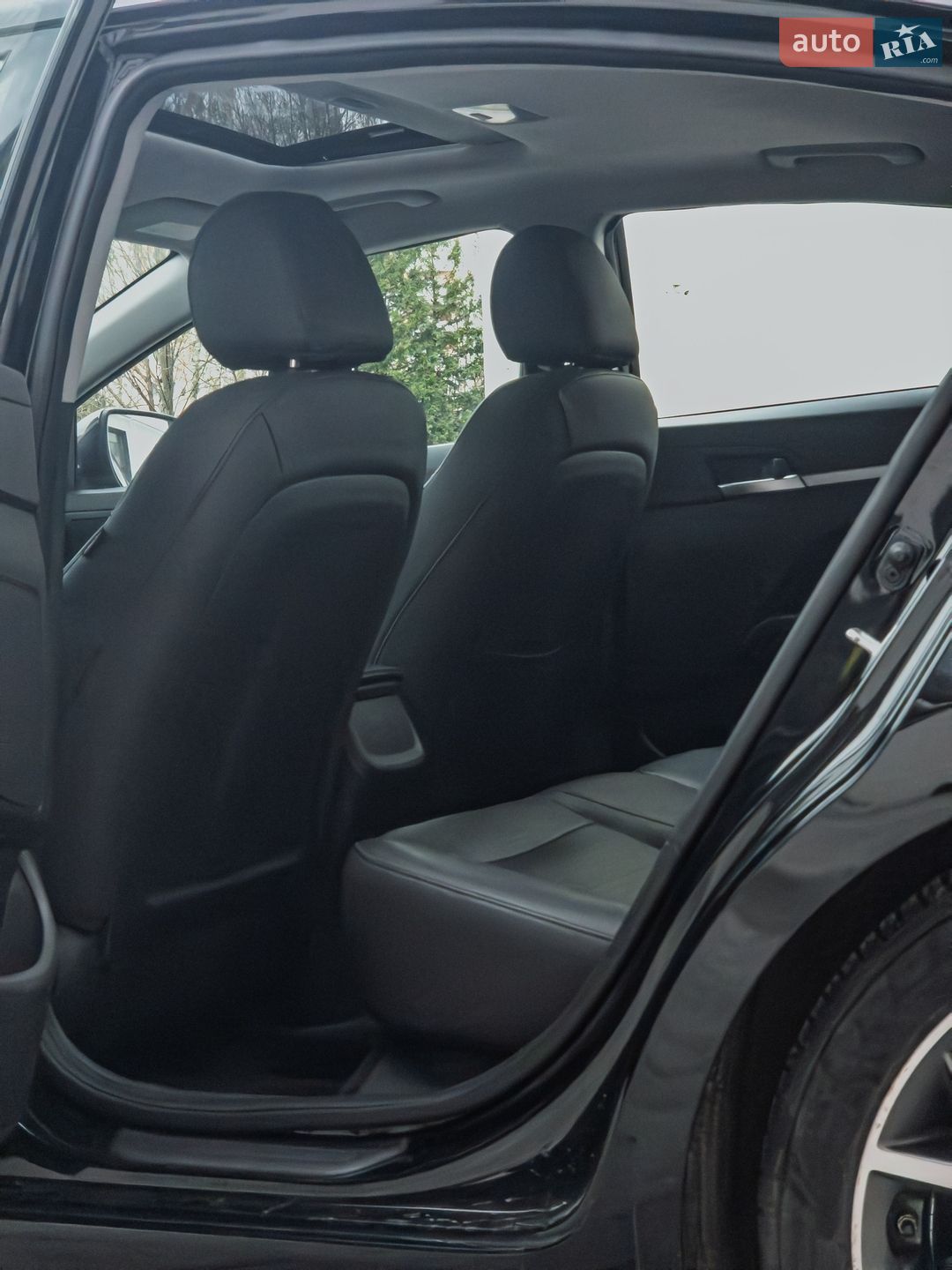 Hyundai Elantra 2019 VIN 5NPD84LF7LH567878 фото оголошення 11 з 24