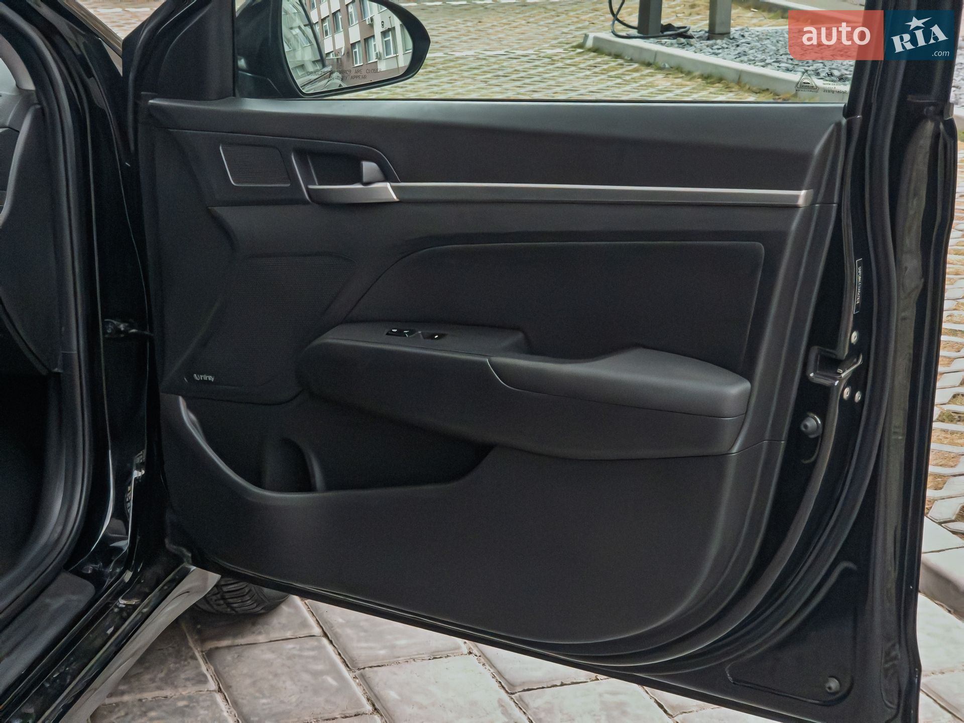 Hyundai Elantra 2019 VIN 5NPD84LF7LH567878 фото оголошення 13 з 24