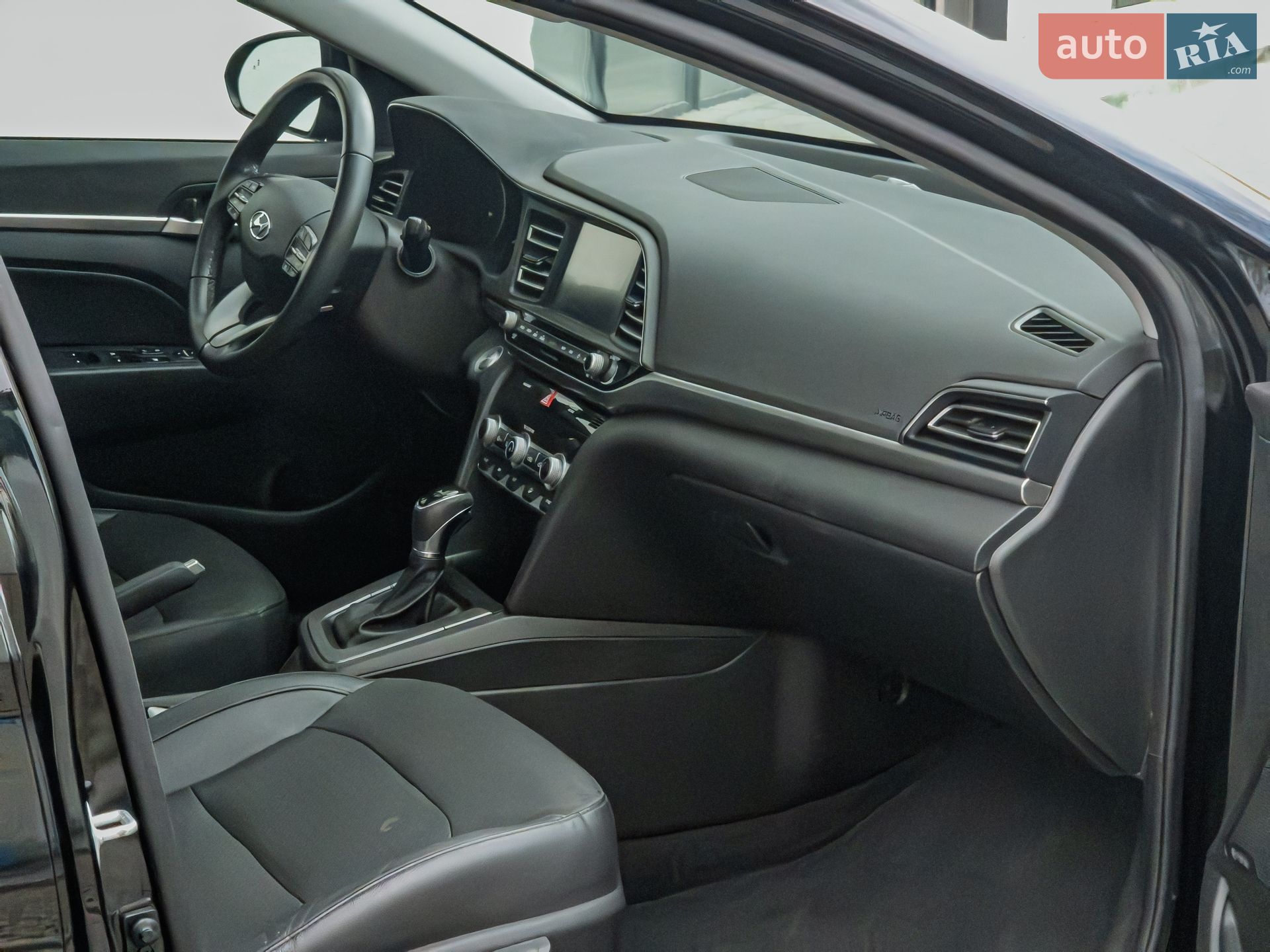 Hyundai Elantra 2019 VIN 5NPD84LF7LH567878 фото оголошення 15 з 24