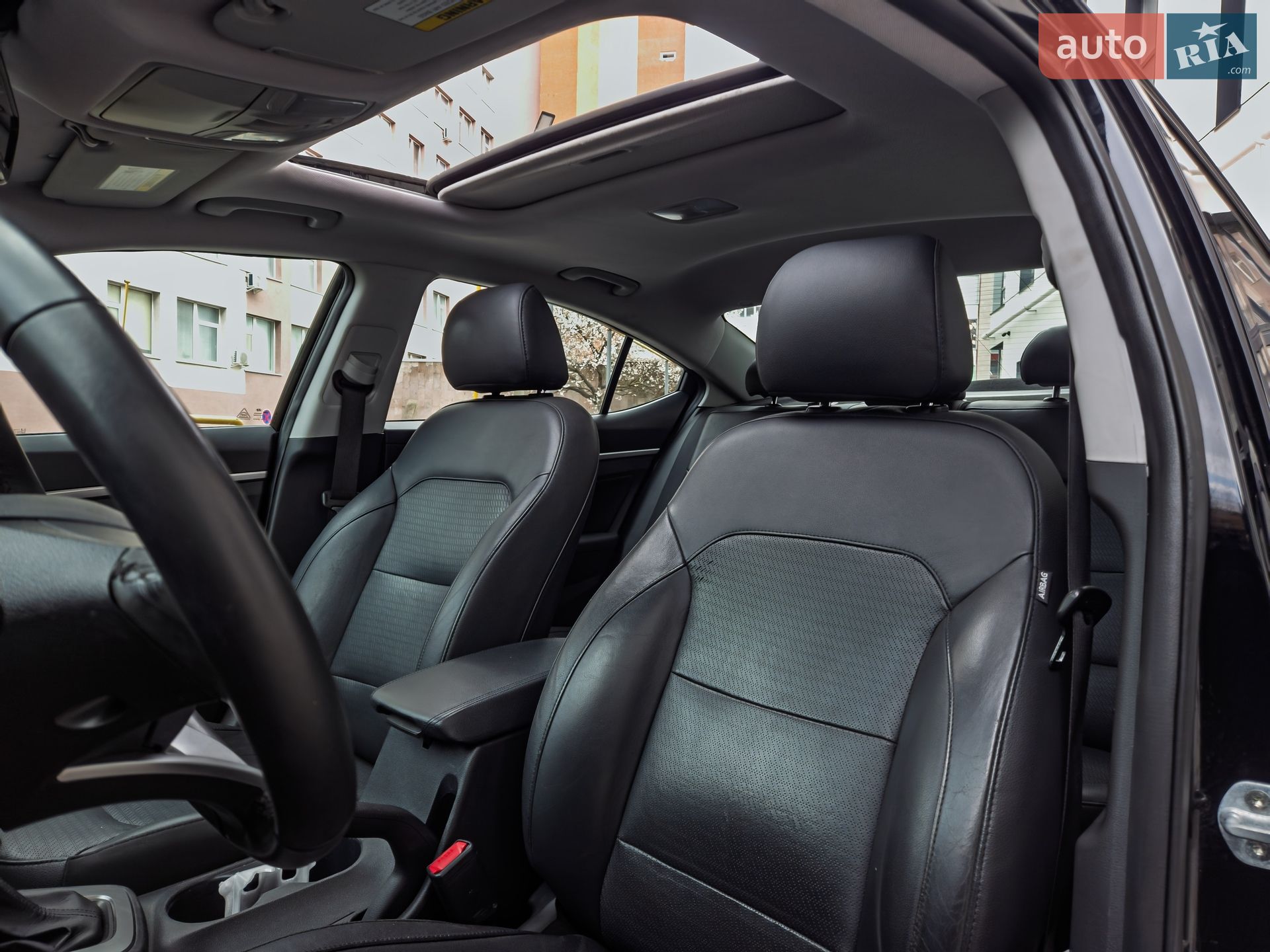 Hyundai Elantra 2019 VIN 5NPD84LF7LH567878 фото оголошення 23 з 24