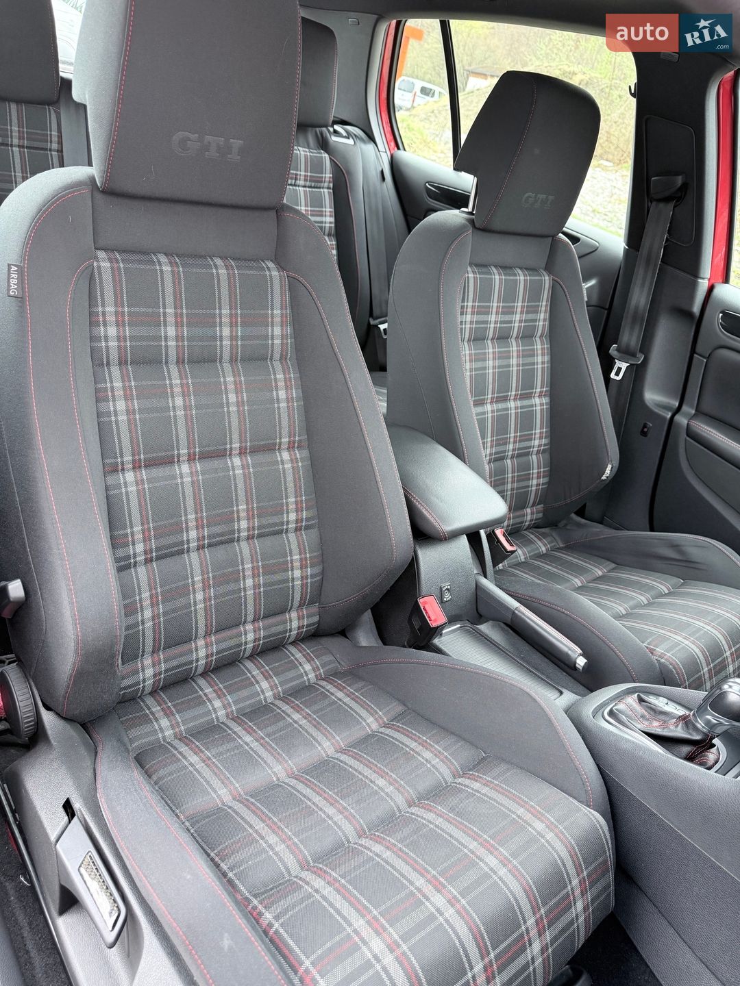 Volkswagen Golf GTI 2012 VIN WVWZZZ1KZCW271001 фото оголошення 5 з 13