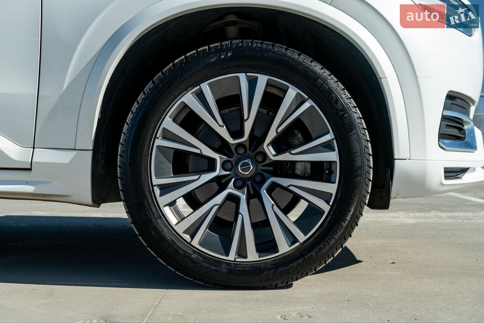 Volvo XC90 2019 VIN YV4102PK4L1558209 фото оголошення 12 з 47