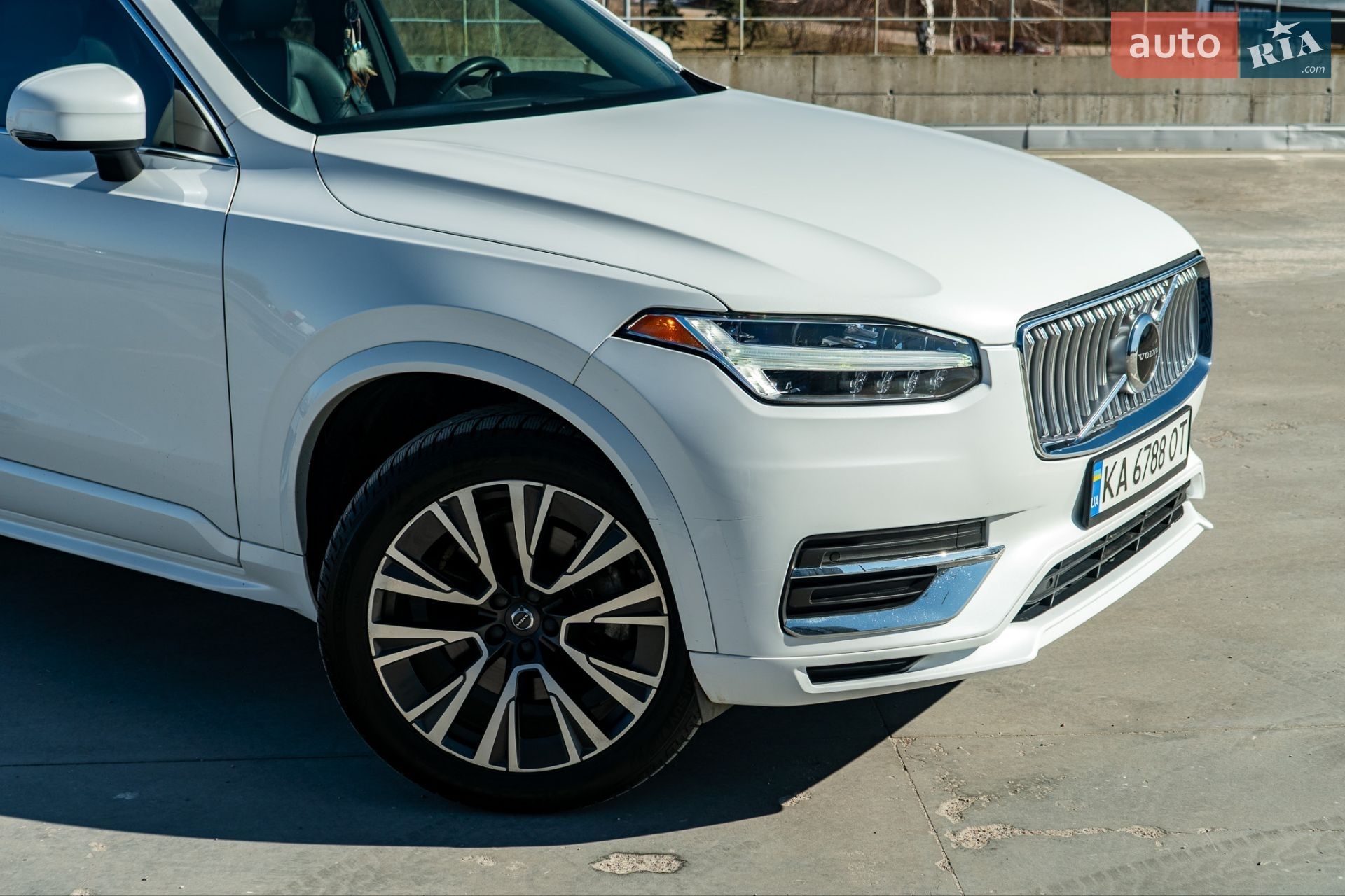 Volvo XC90 2019 VIN YV4102PK4L1558209 фото оголошення 9 з 47