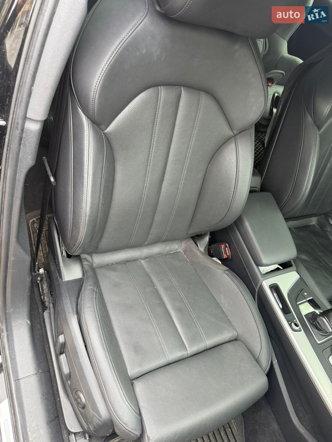 Audi A4 2015 VIN WAUENAF47HN004341 фото оголошення 11 з 18
