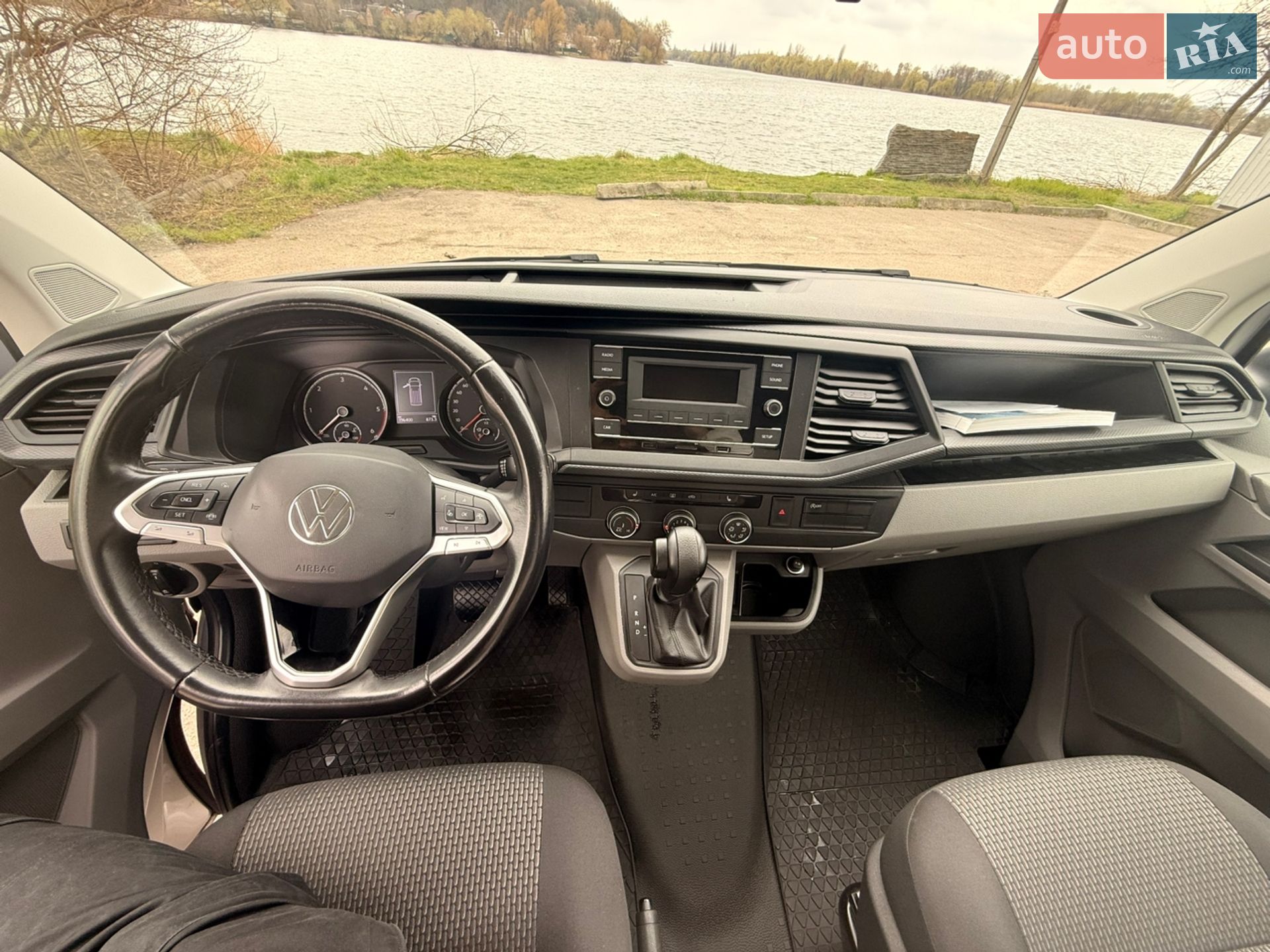 Volkswagen Transporter 2021 VIN WV1ZZZ7HZMX016325 фото оголошення 9 з 22
