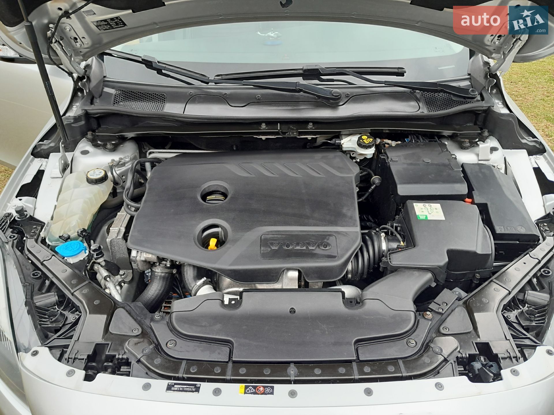 Volvo V40 Cross Country 2015 VIN YV1MZ8451F2078836 фото оголошення 17 з 39
