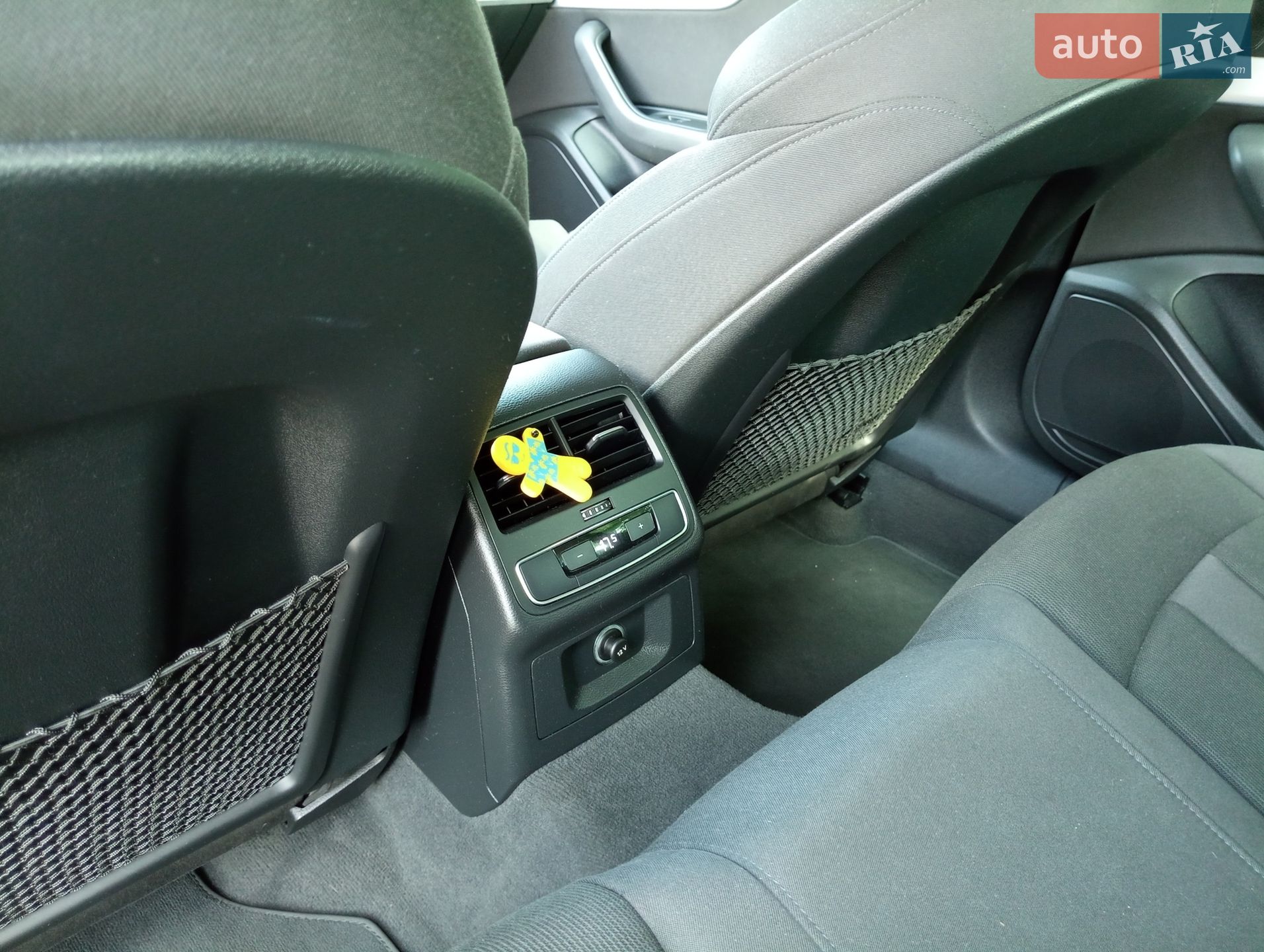 Audi A4 2017 VIN WAUZZZF45JA093697 фото оголошення 2 з 24