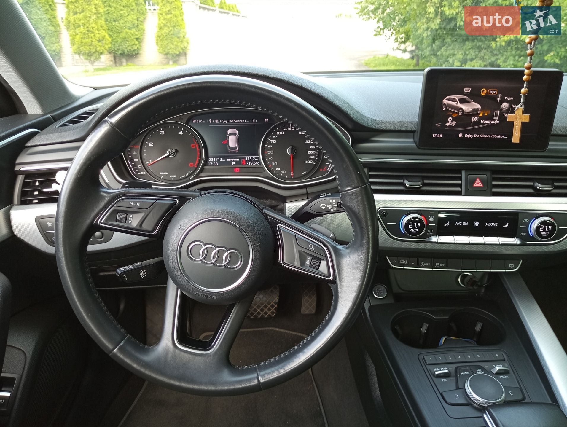Audi A4 2017 VIN WAUZZZF45JA093697 фото оголошення 5 з 24