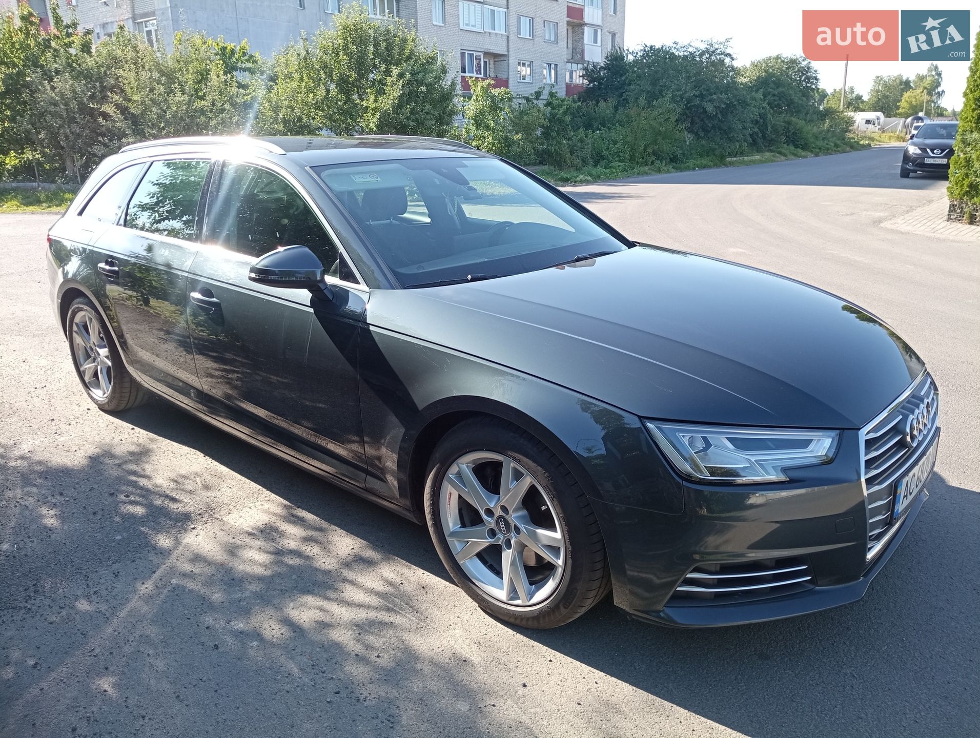 Audi A4 2017 VIN WAUZZZF45JA093697 фото оголошення 12 з 24