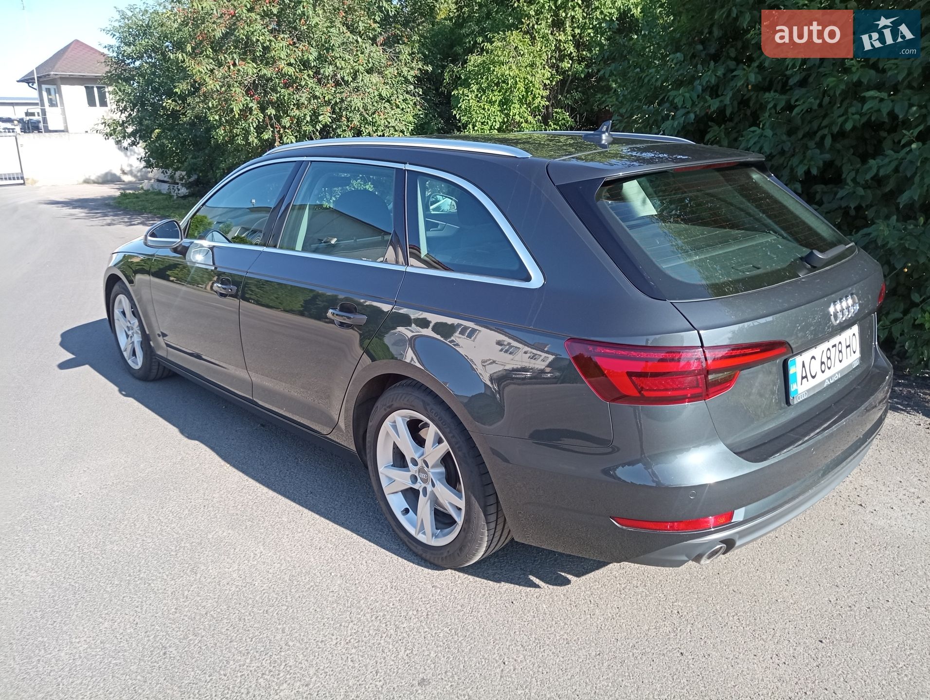Audi A4 2017 VIN WAUZZZF45JA093697 фото оголошення 15 з 24