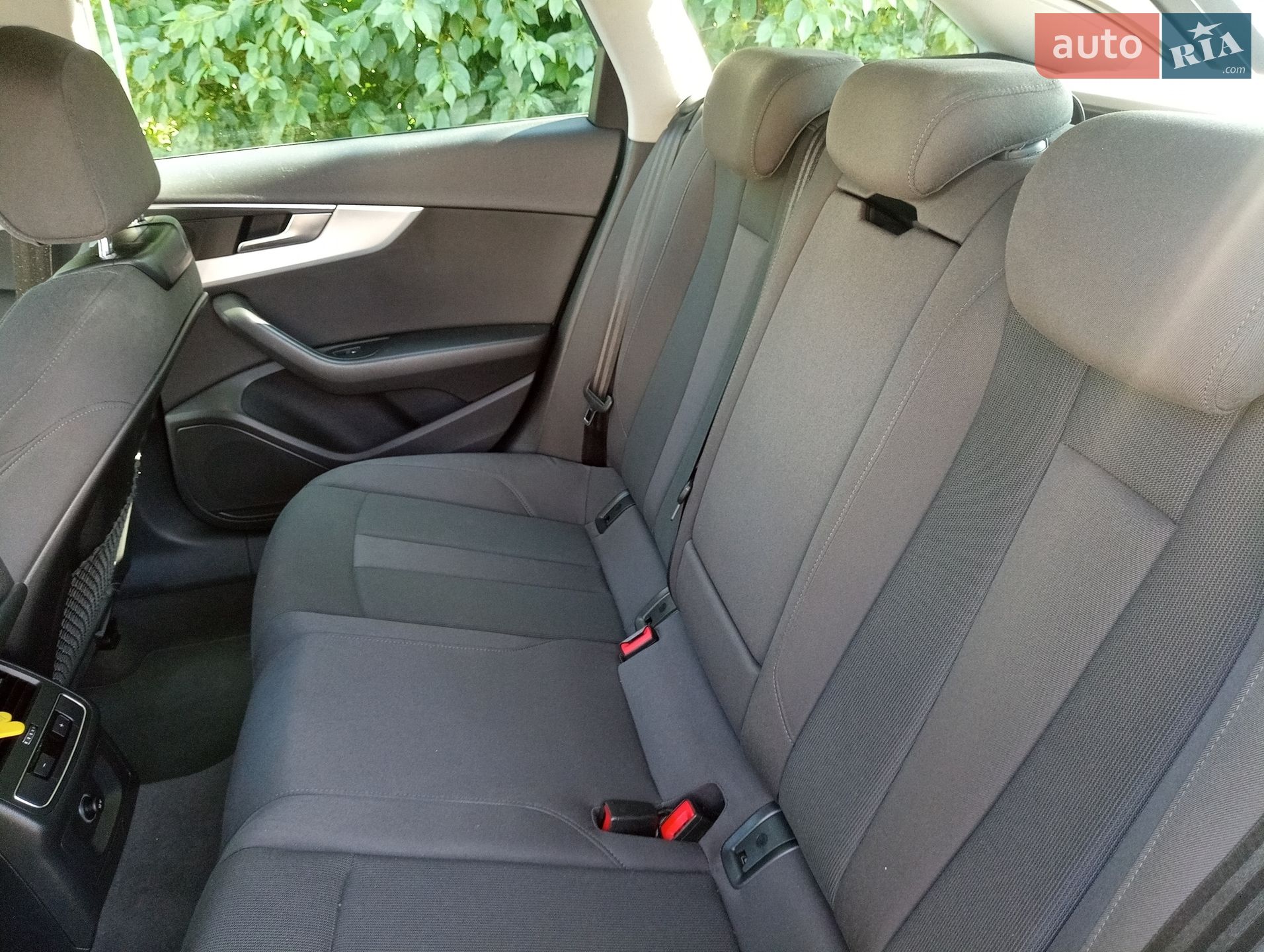 Audi A4 2017 VIN WAUZZZF45JA093697 фото оголошення 24 з 24